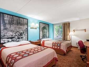 Super 8 by Wyndham Danbury