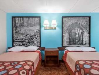 Super 8 by Wyndham Danbury
