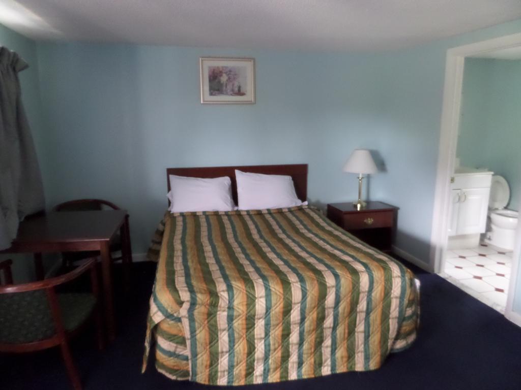Budget Inn - Dayville
