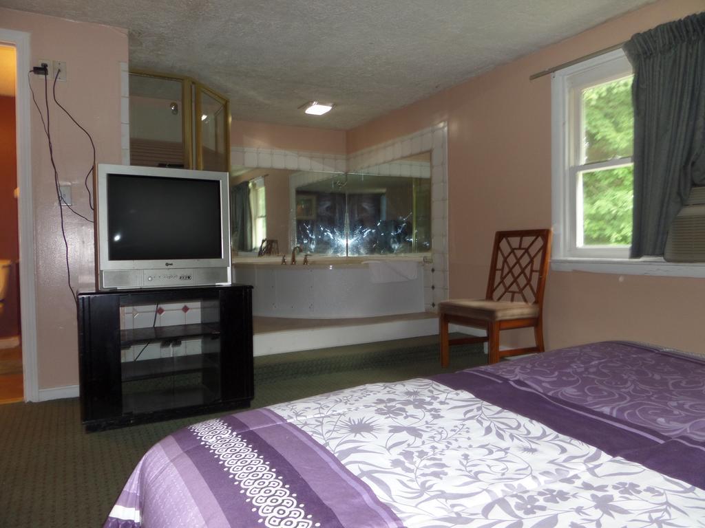 Budget Inn - Dayville