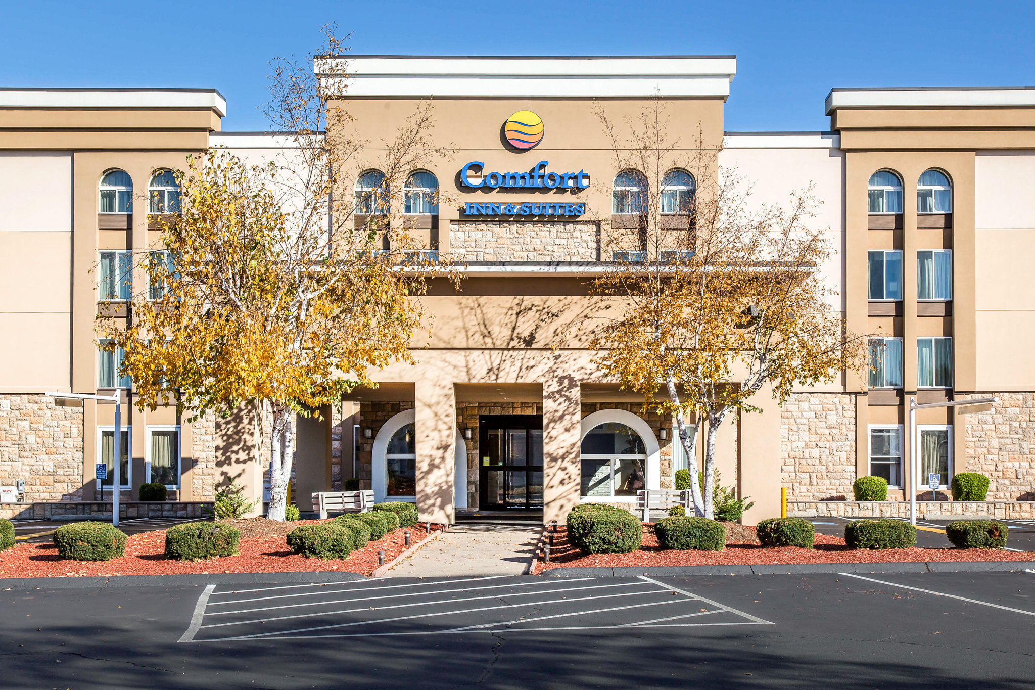 Comfort Inn & Suites East Hartford - Hartford