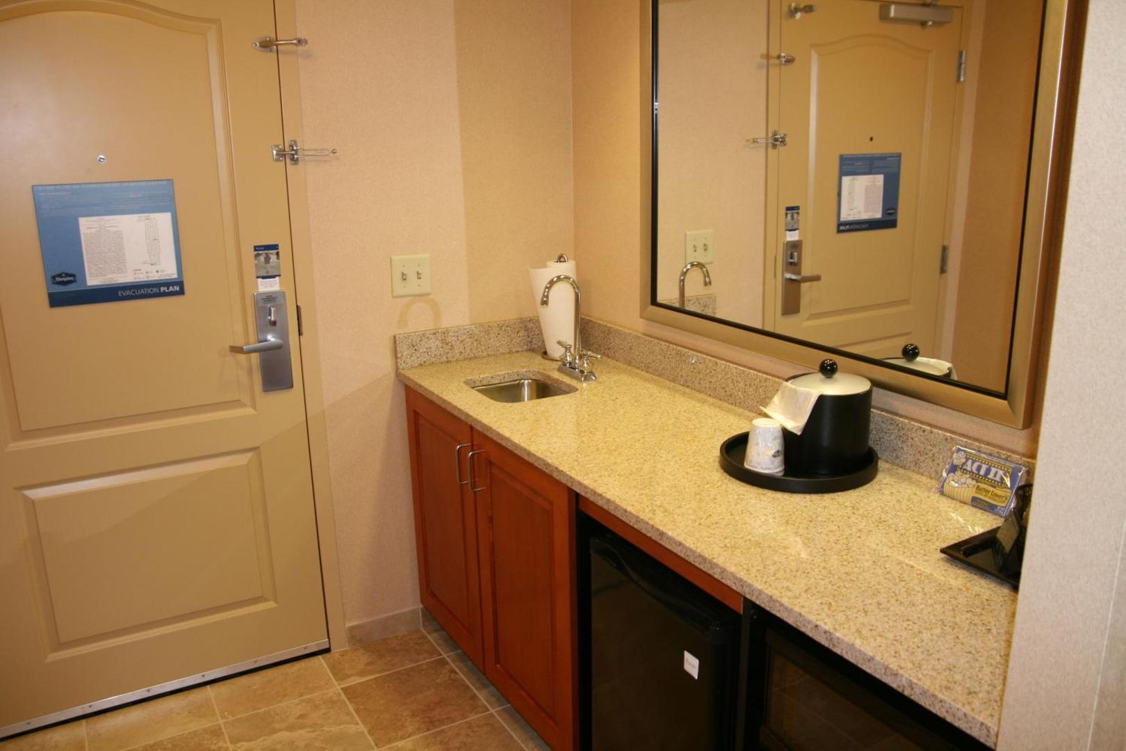 Hampton Inn & Suites East Hartford