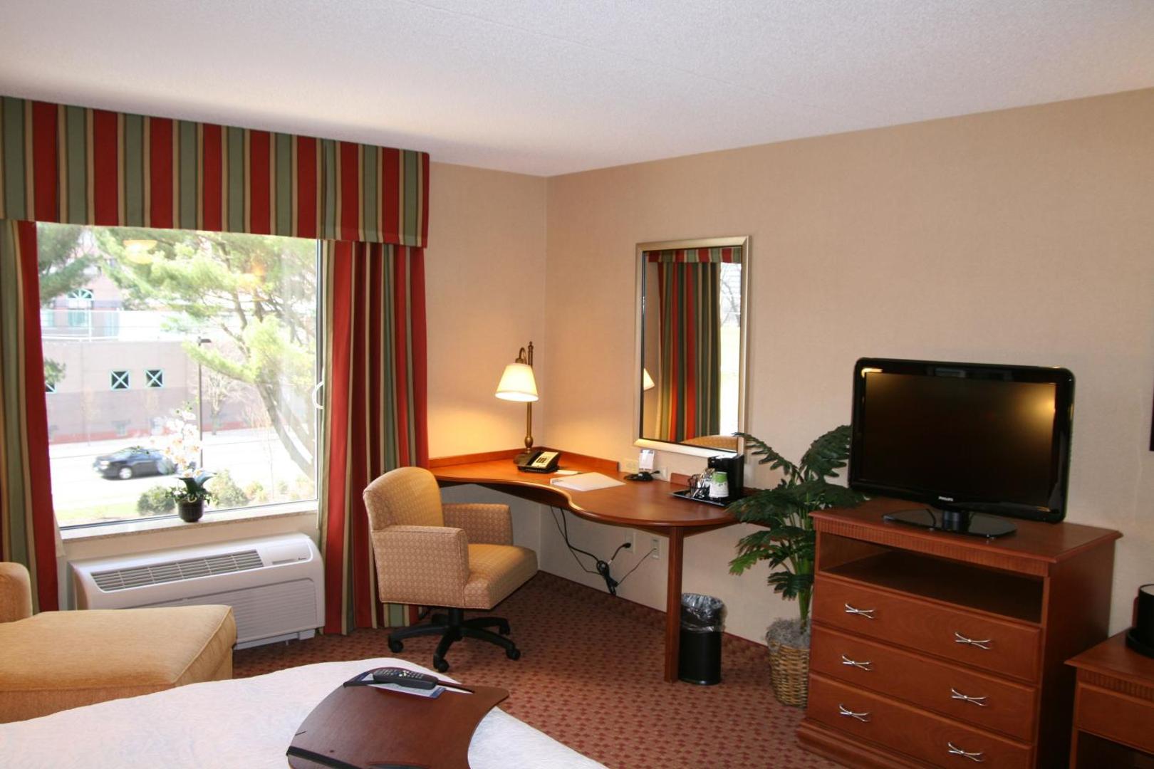 Hampton Inn & Suites East Hartford