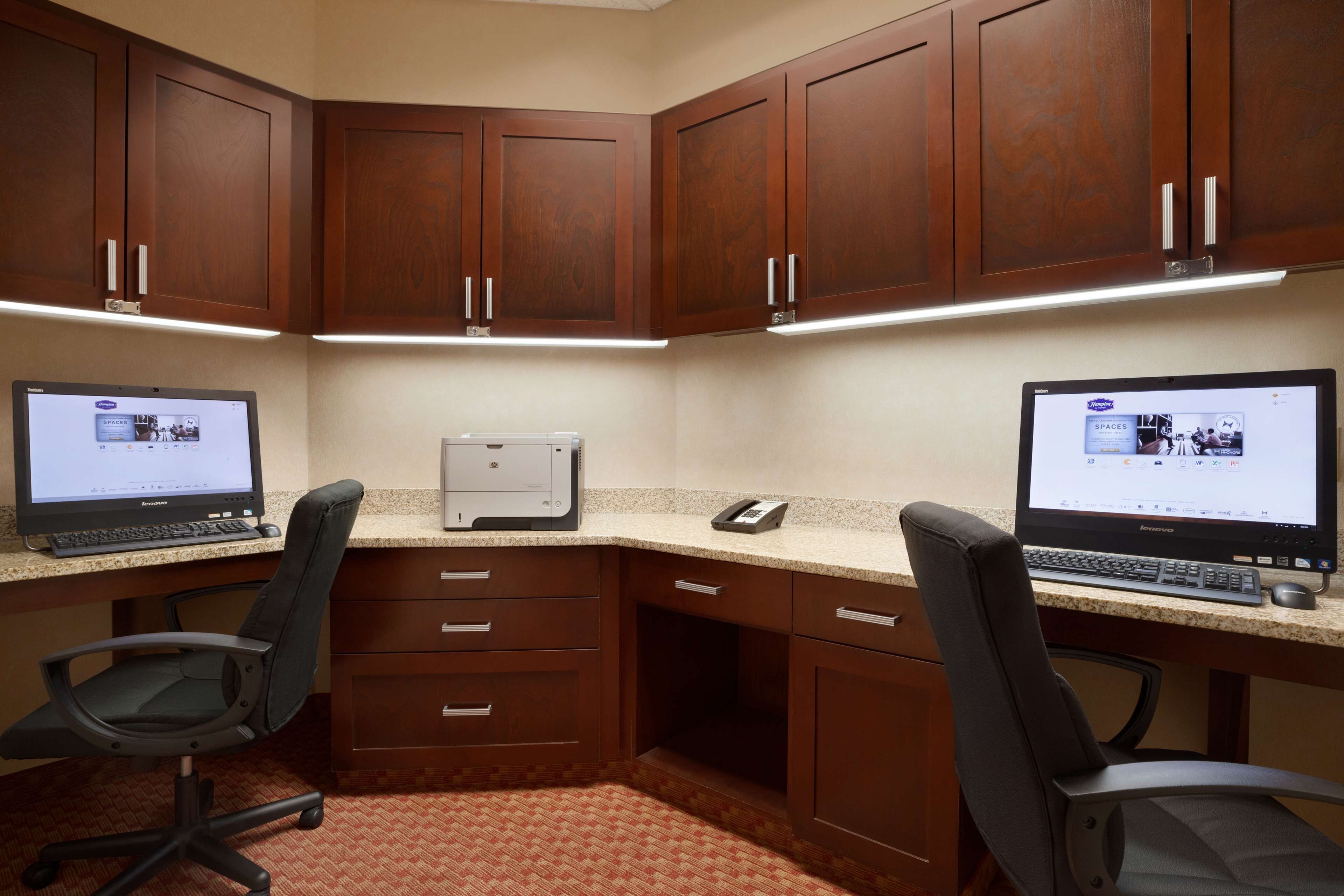 Hampton Inn & Suites East Hartford