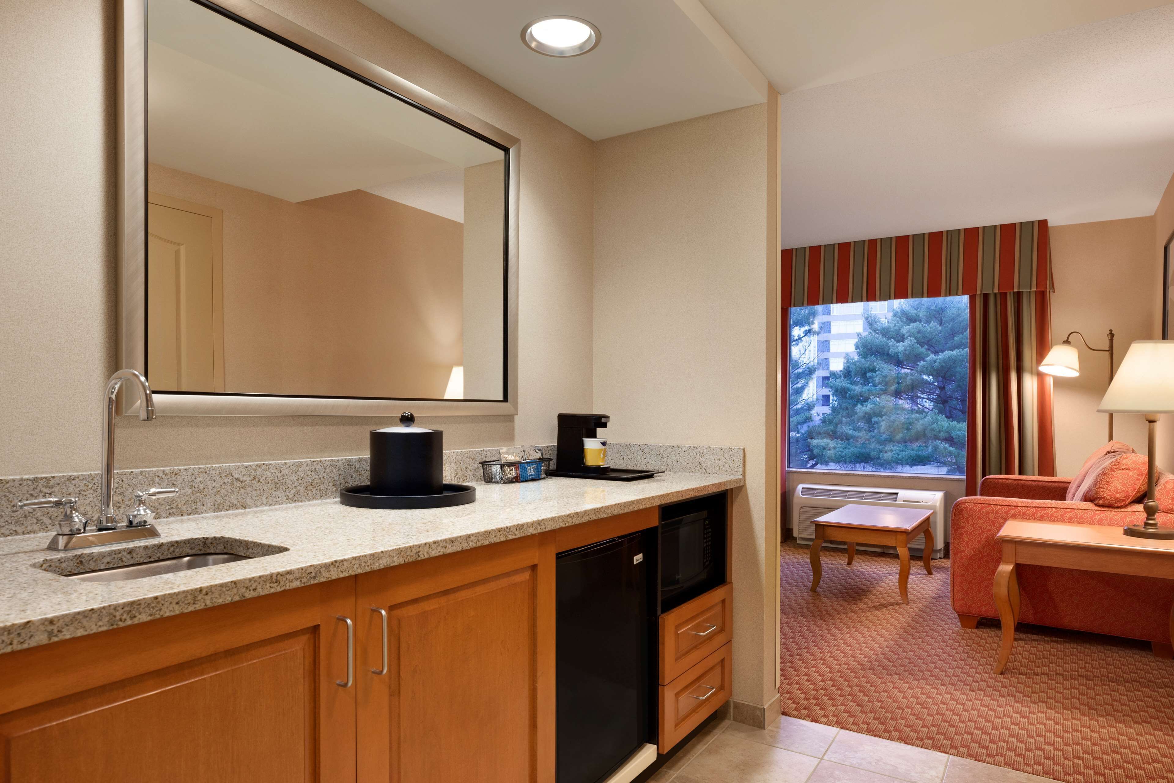 Hampton Inn & Suites East Hartford