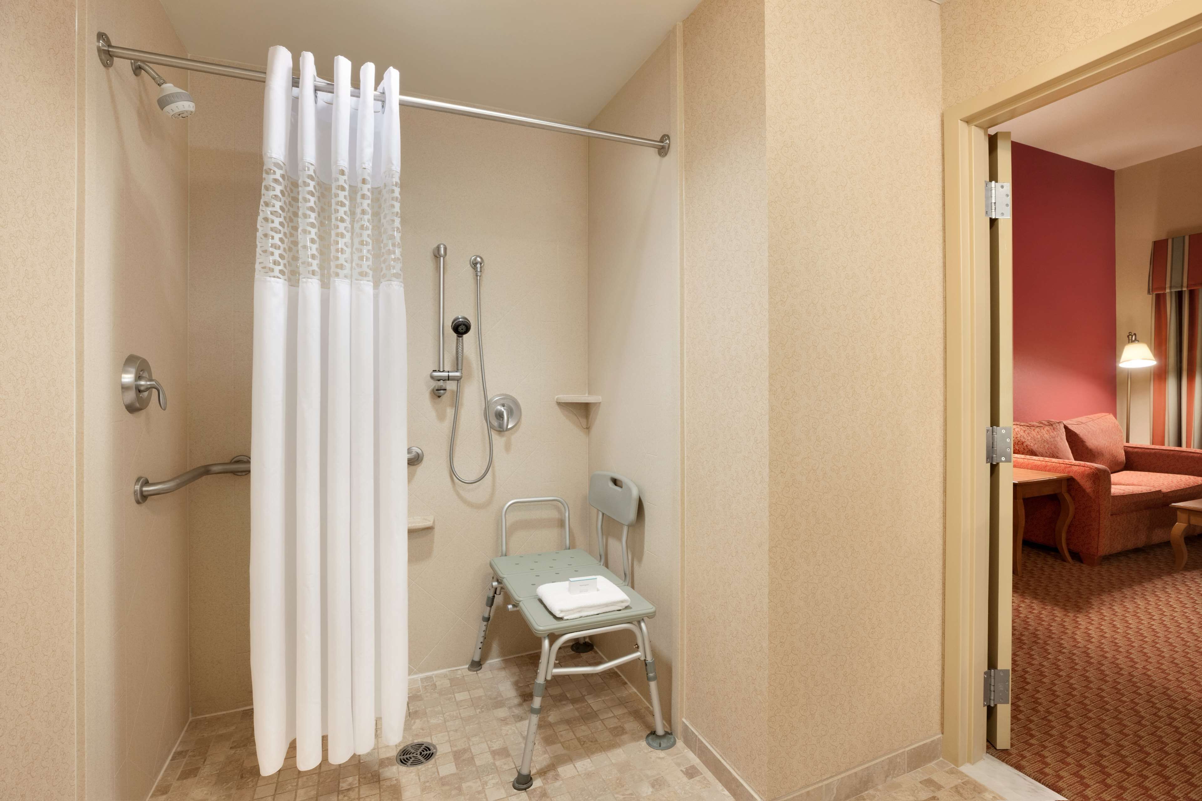 Hampton Inn & Suites East Hartford