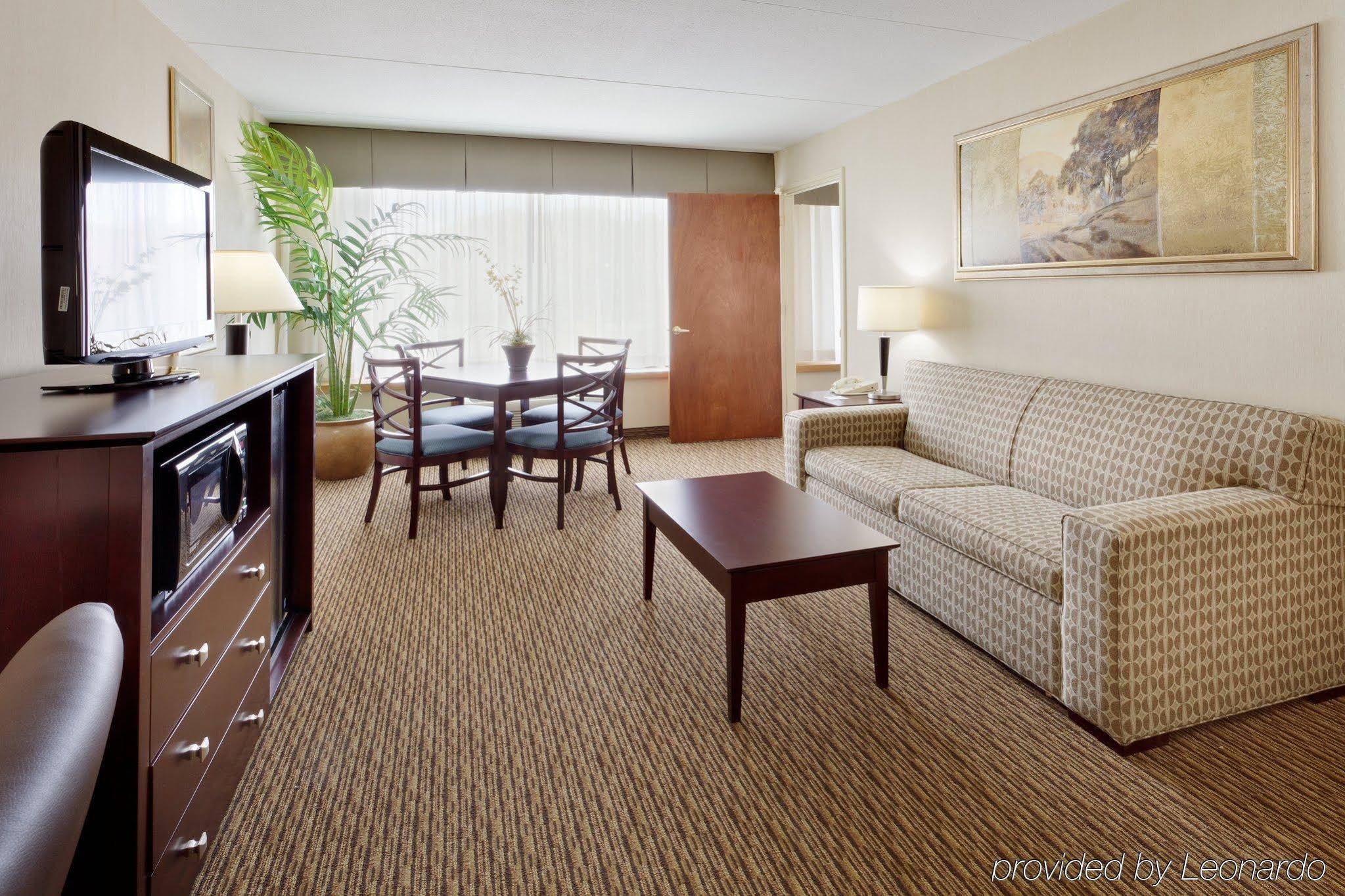 Fairfield Inn & Suites by Marriott Springfield Enfield