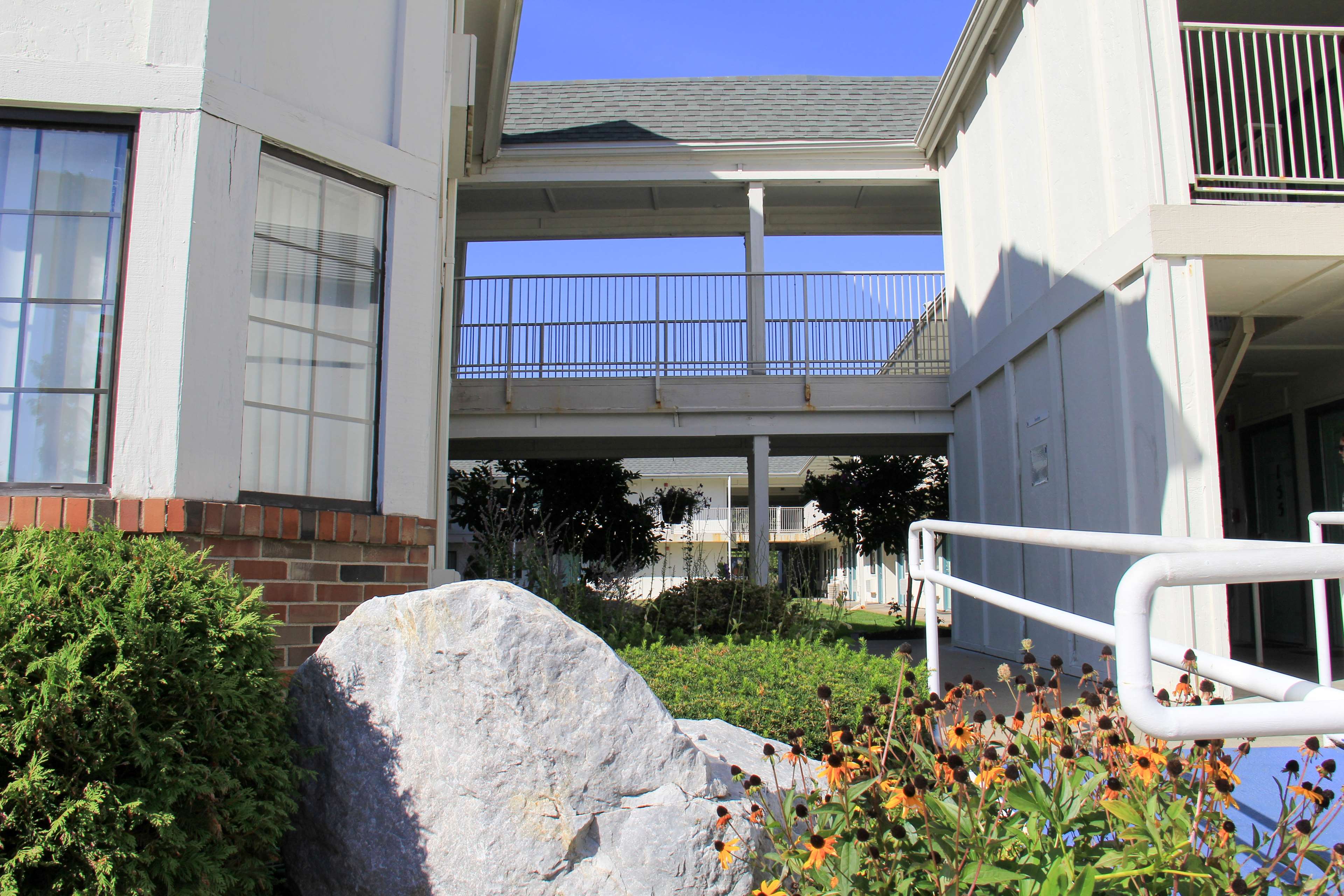 Motel 6 Hartford-Enfield