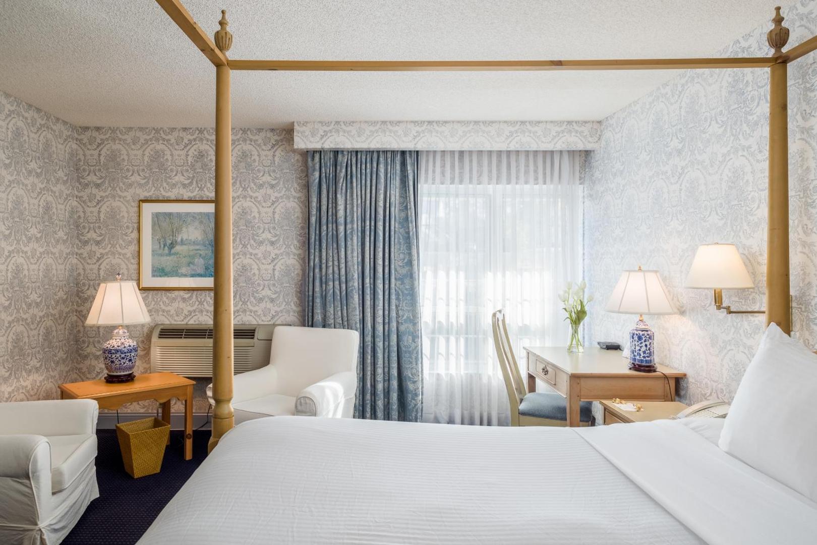 The Farmington Inn
