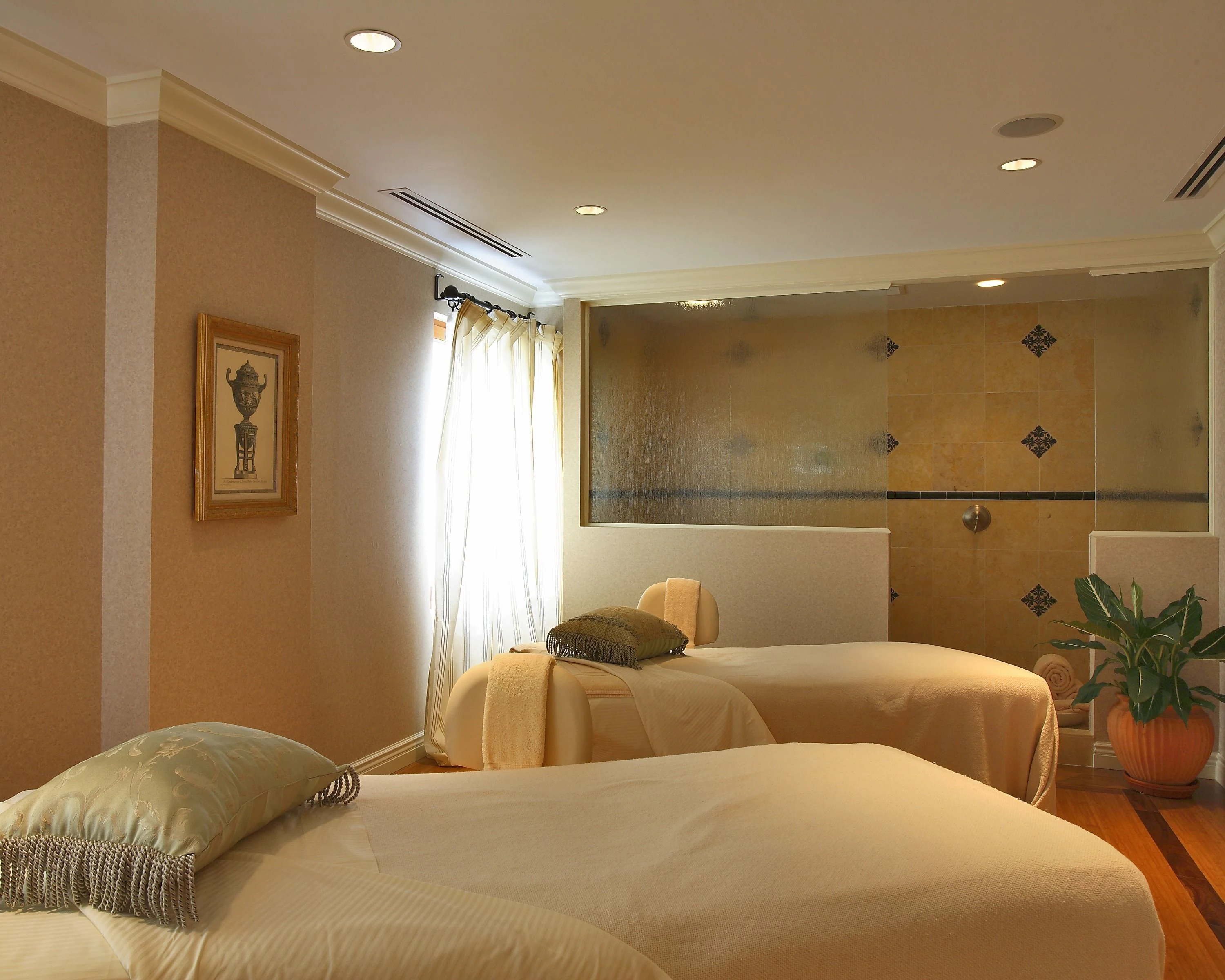 Delamar Greenwich Harbor