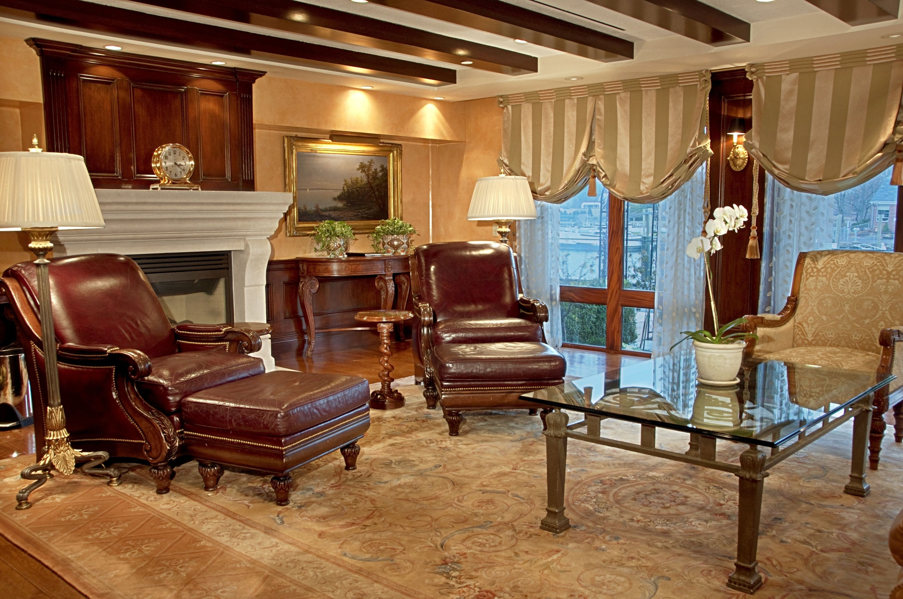 Delamar Greenwich Harbor