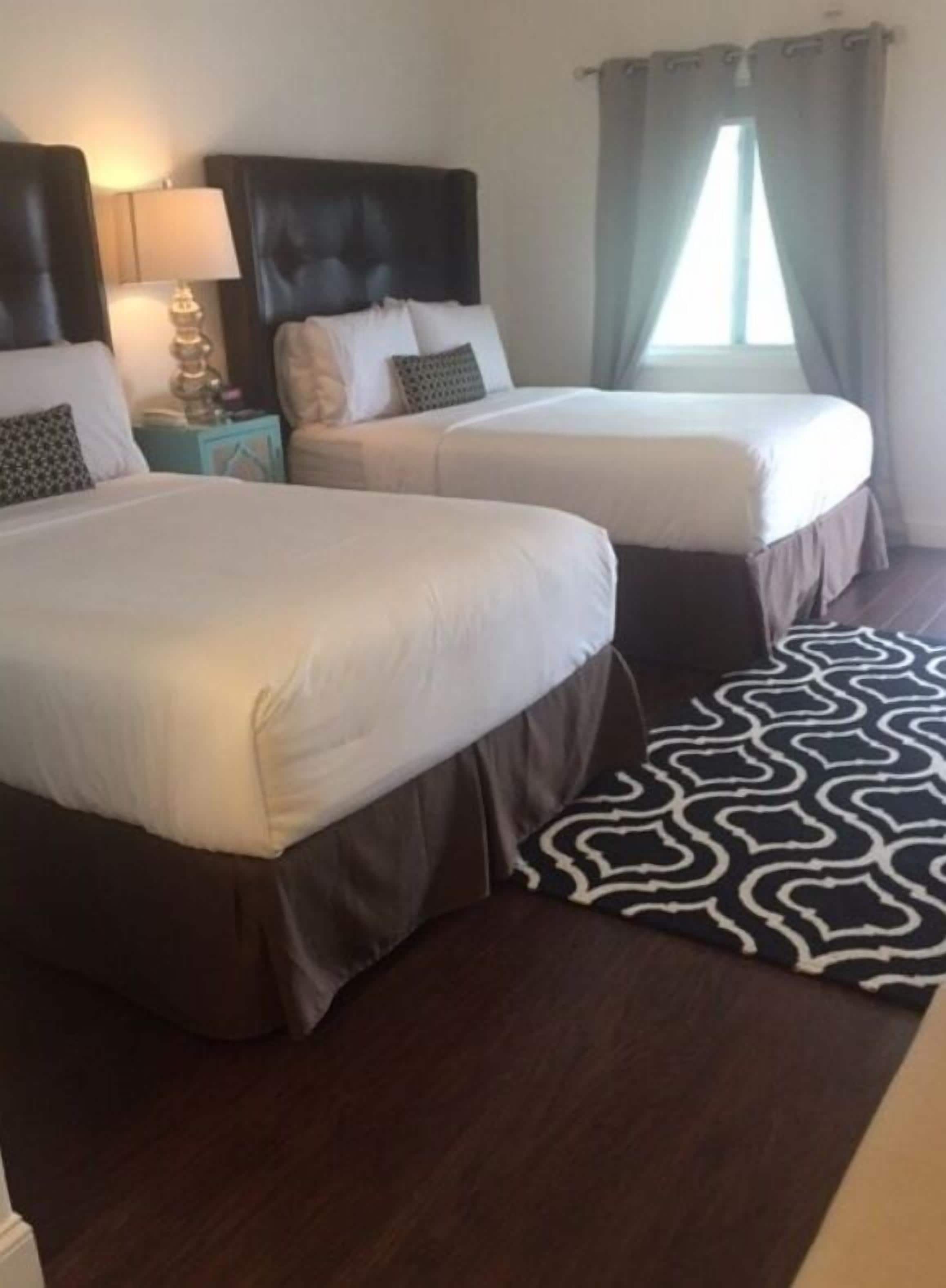 Carriage House Studio Apts