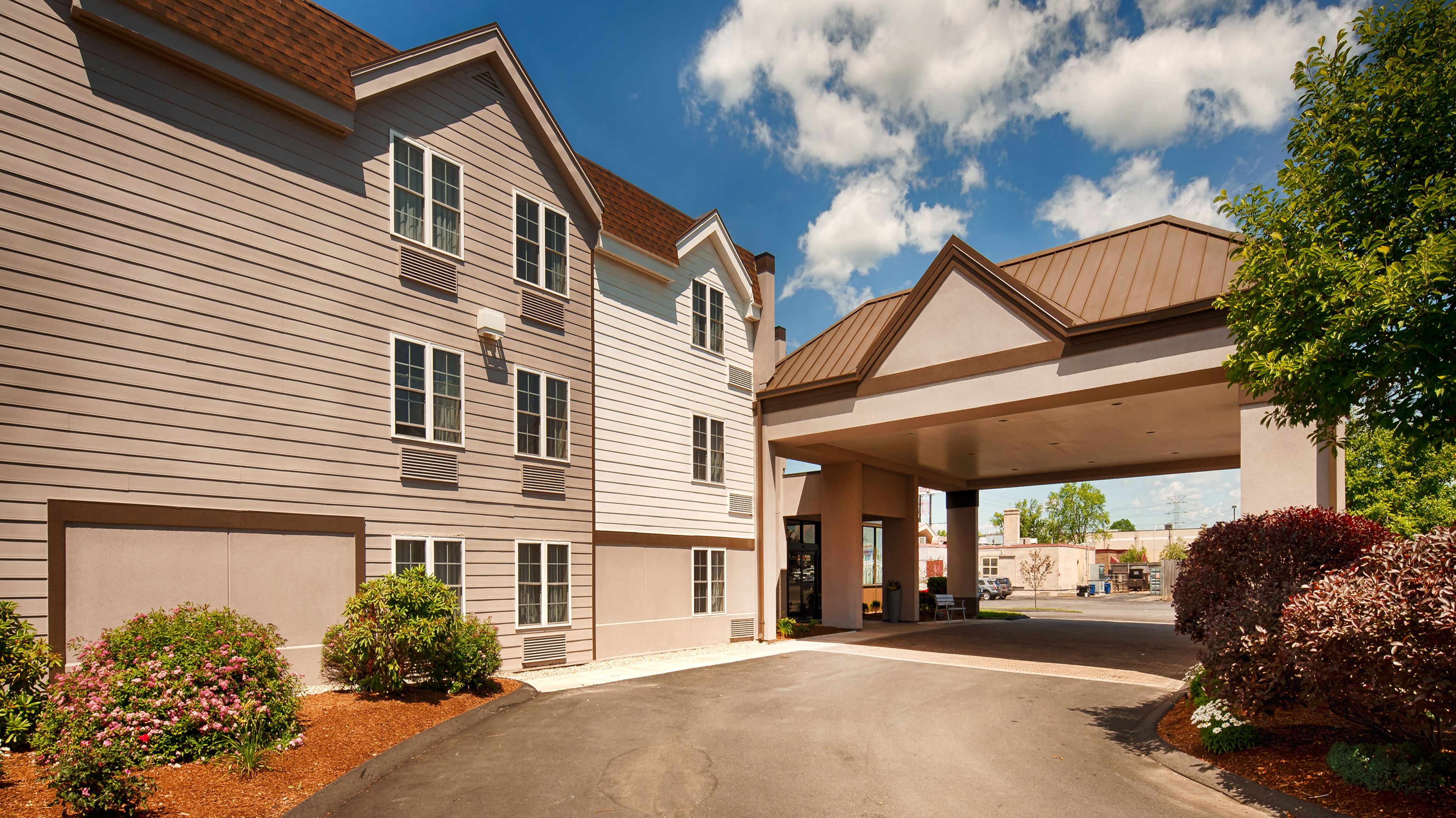 Best Western Hartford Hotel & Suites