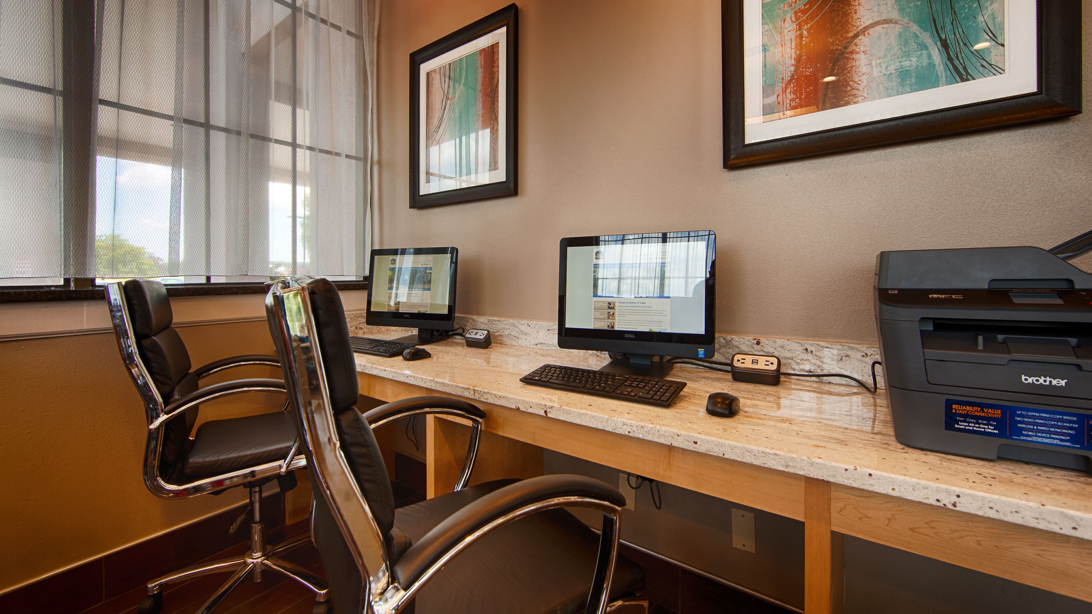 Best Western Hartford Hotel & Suites