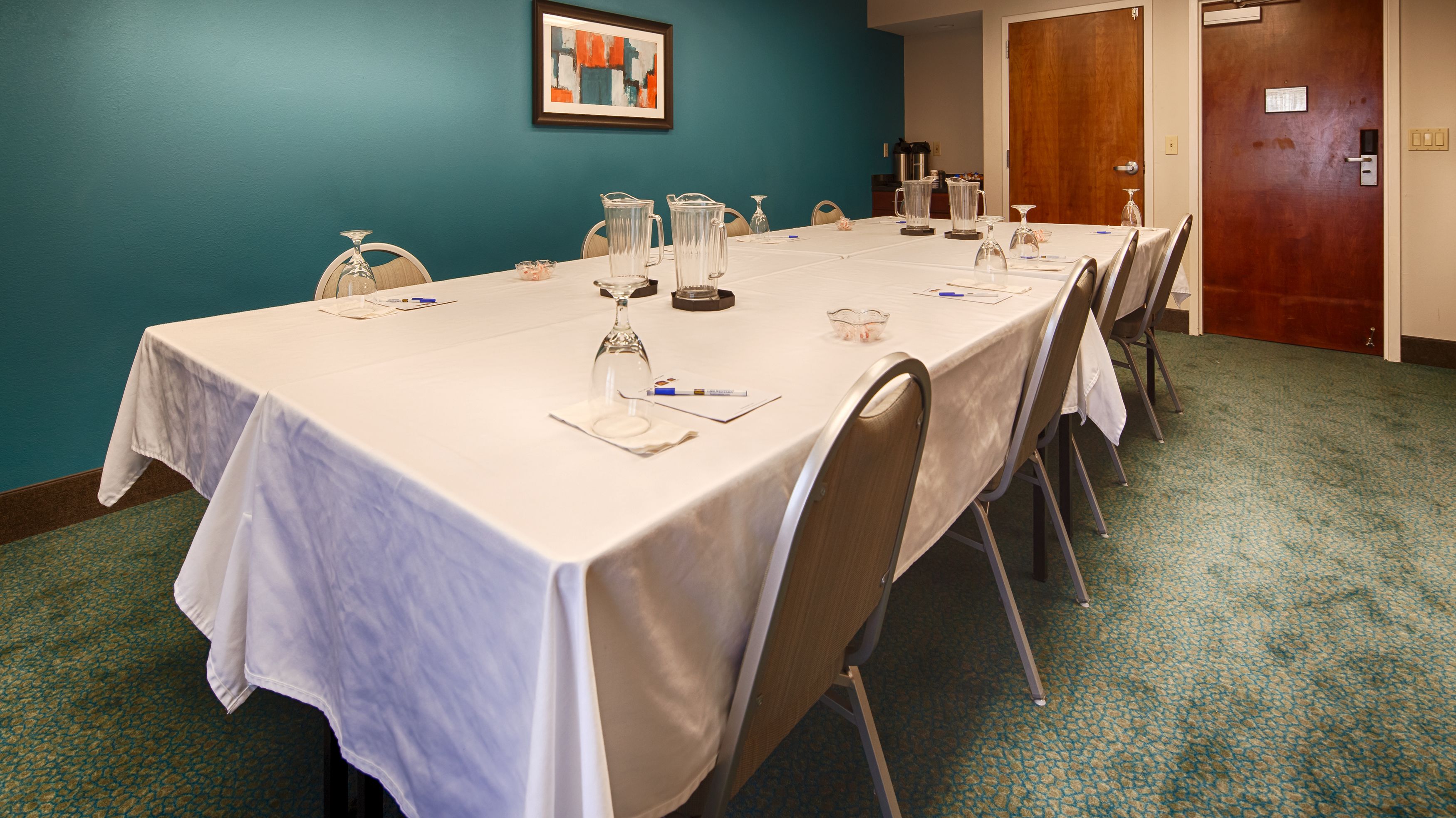 Best Western Hartford Hotel & Suites