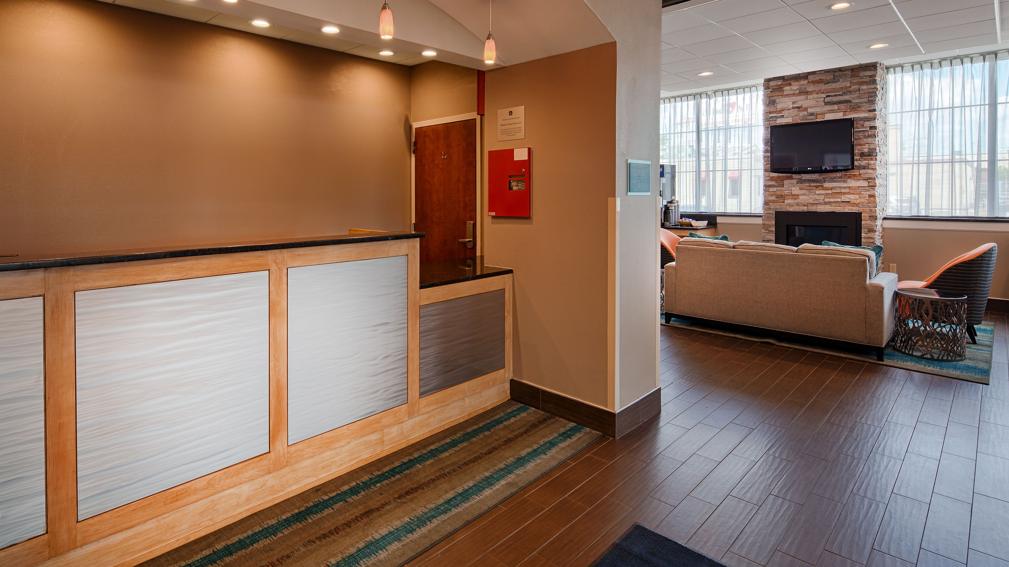 Best Western Hartford Hotel & Suites