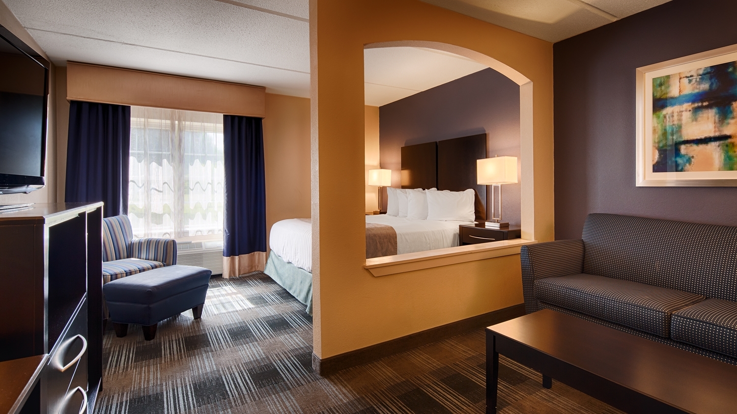 Best Western Hartford Hotel & Suites