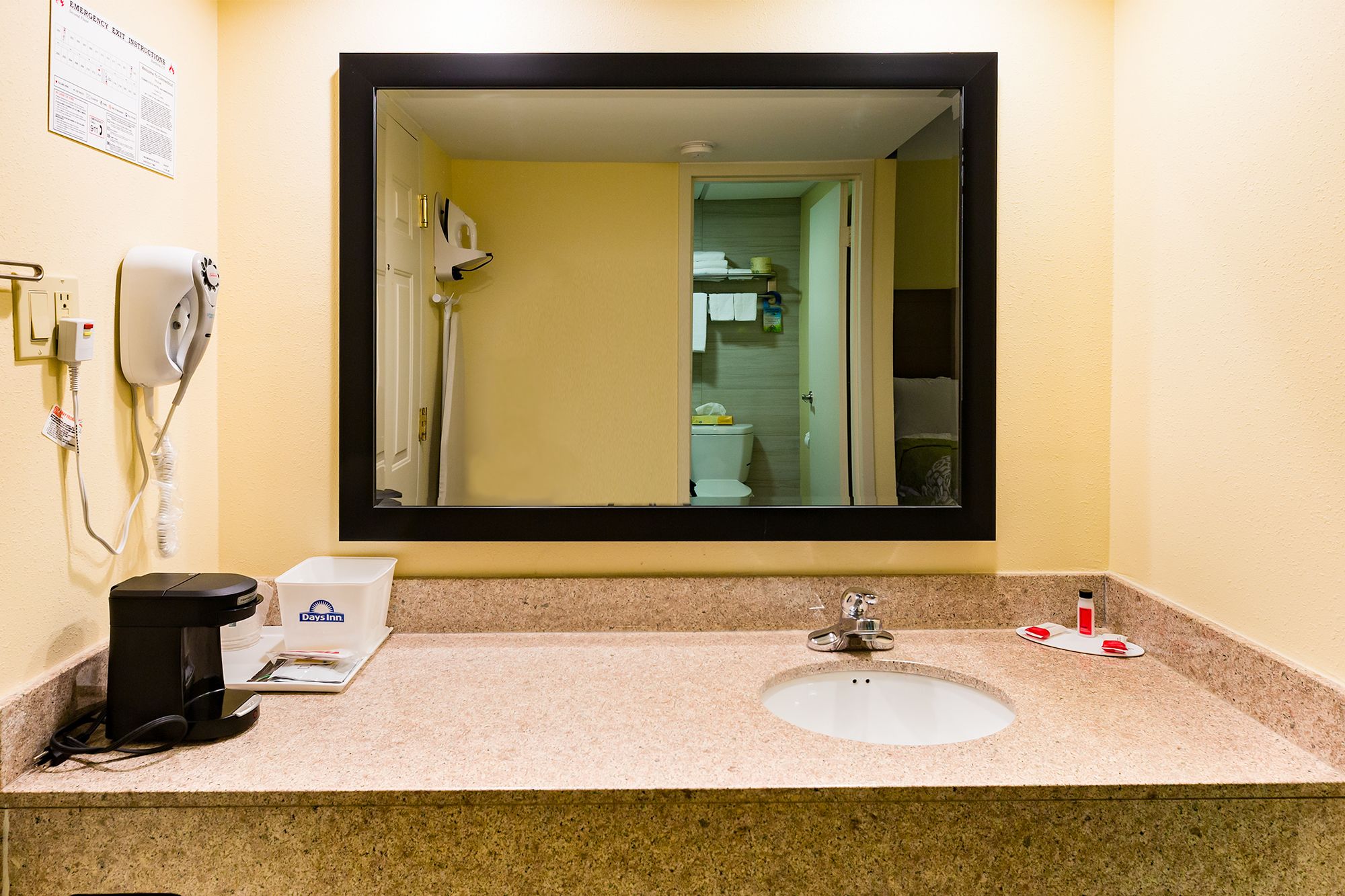 Days Inn by Wyndham Hartford/Closest Downtown