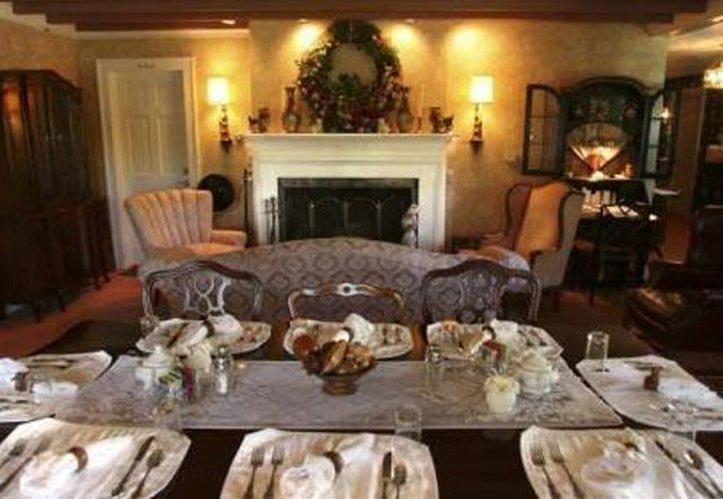 Tidewater Inn
