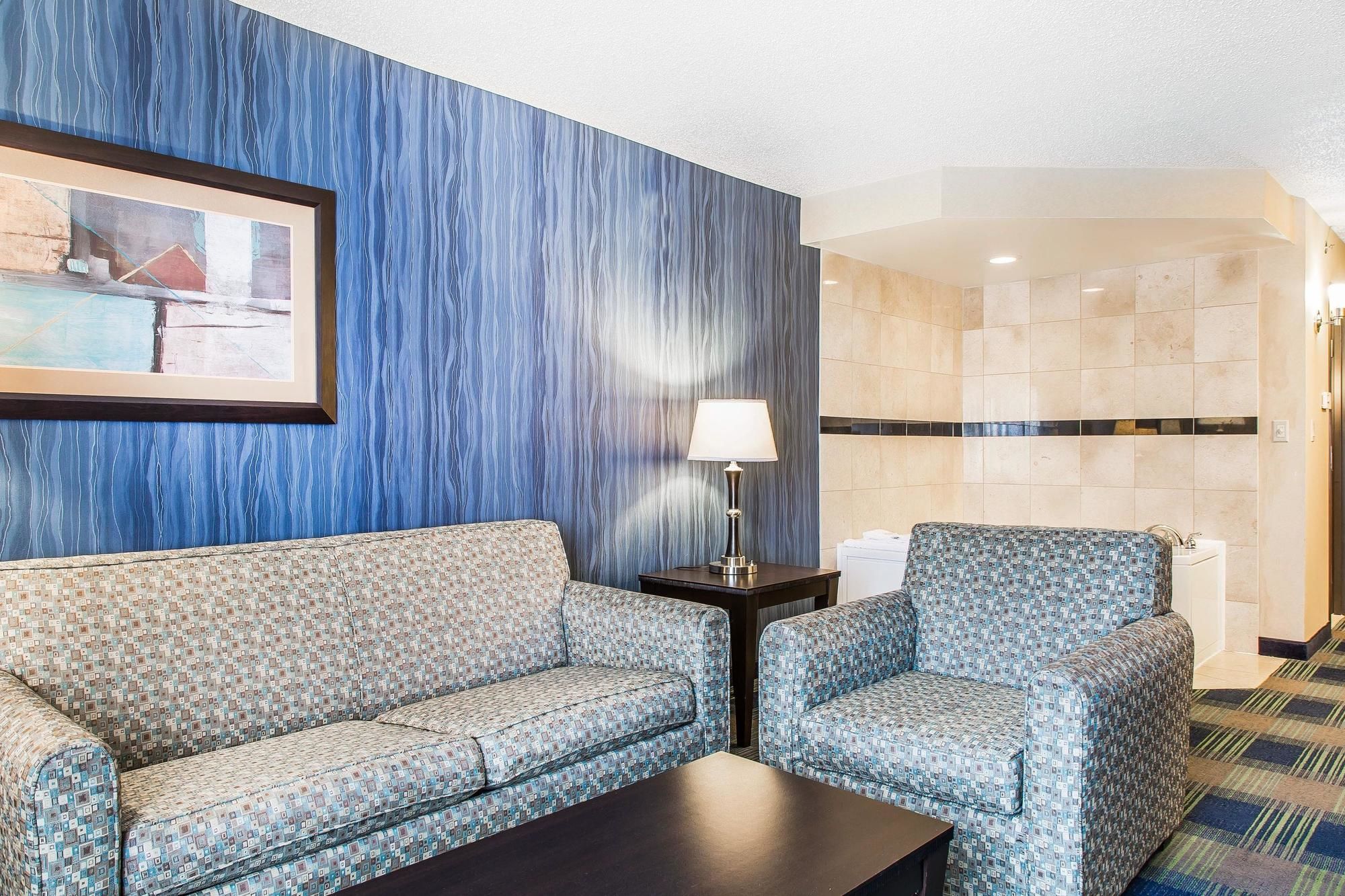 Comfort Inn & Suites Conference Center
