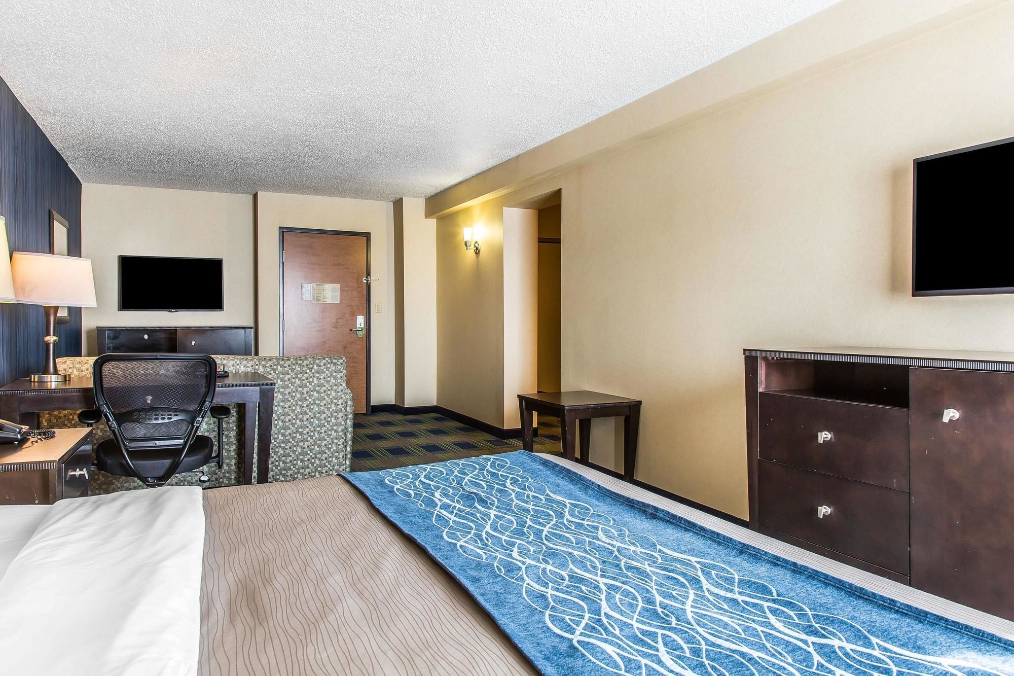 Comfort Inn & Suites Conference Center