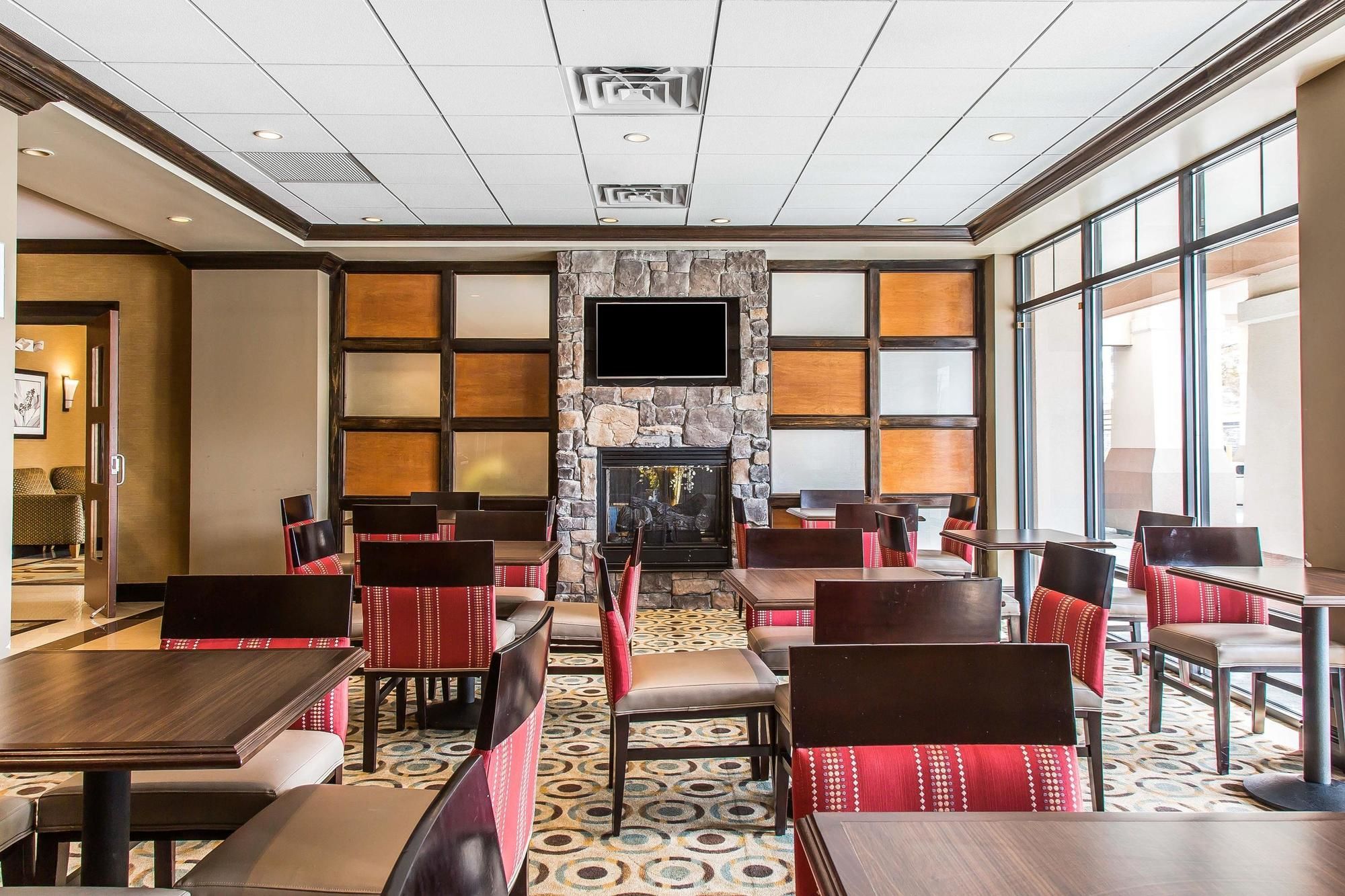 Comfort Inn & Suites Conference Center