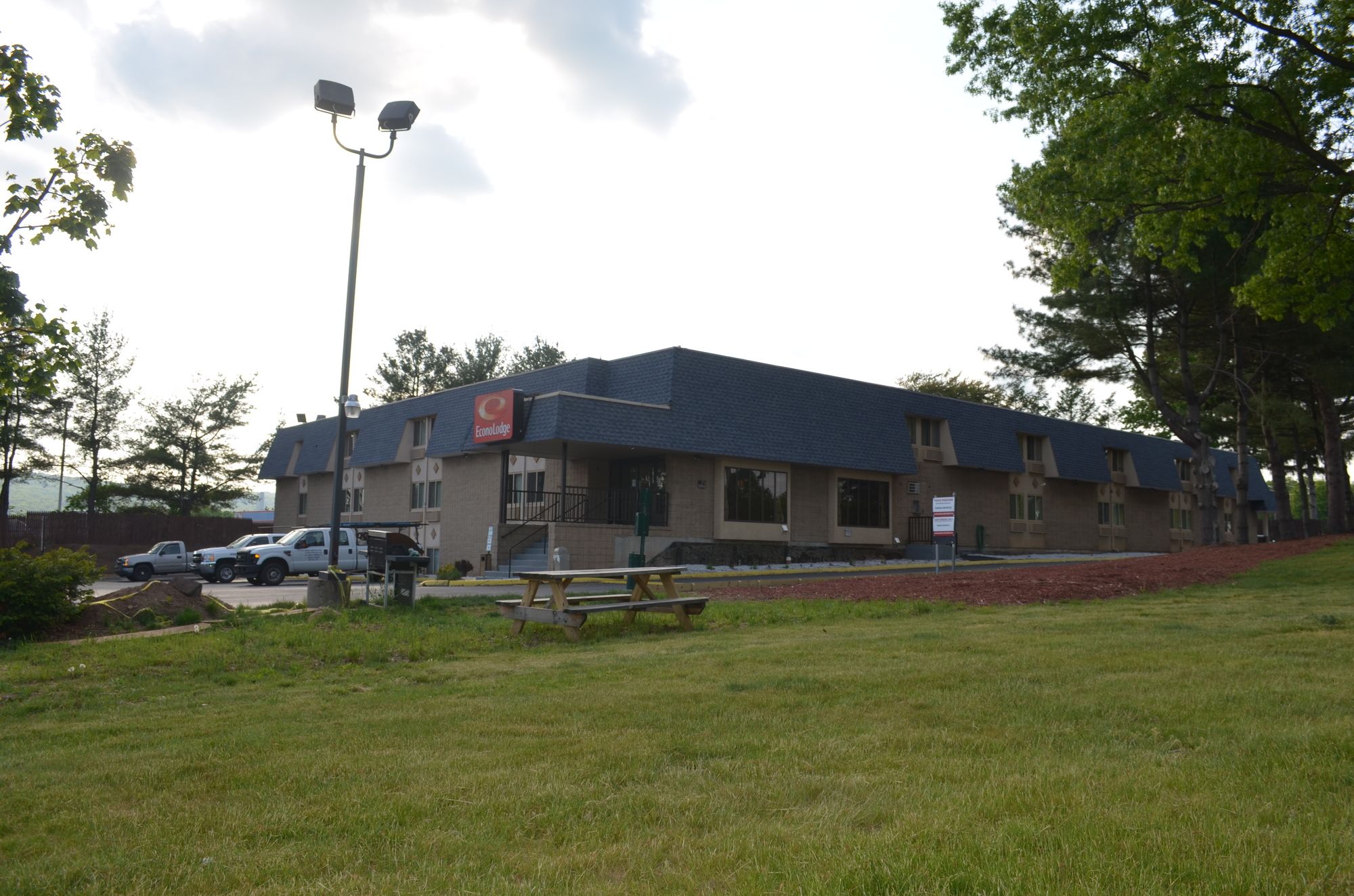 Econo Lodge Milldale - Southington