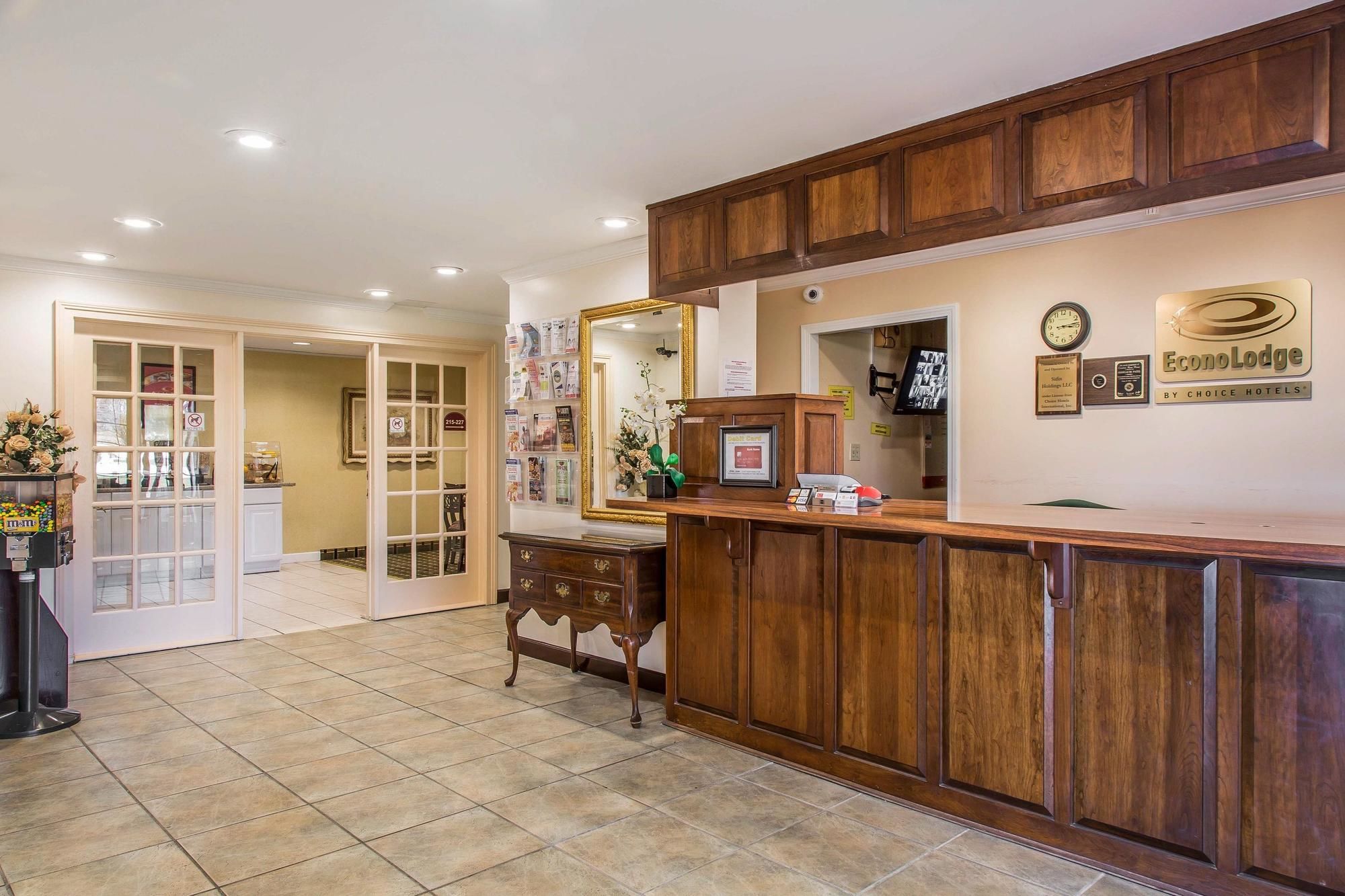 Econo Lodge Milldale - Southington