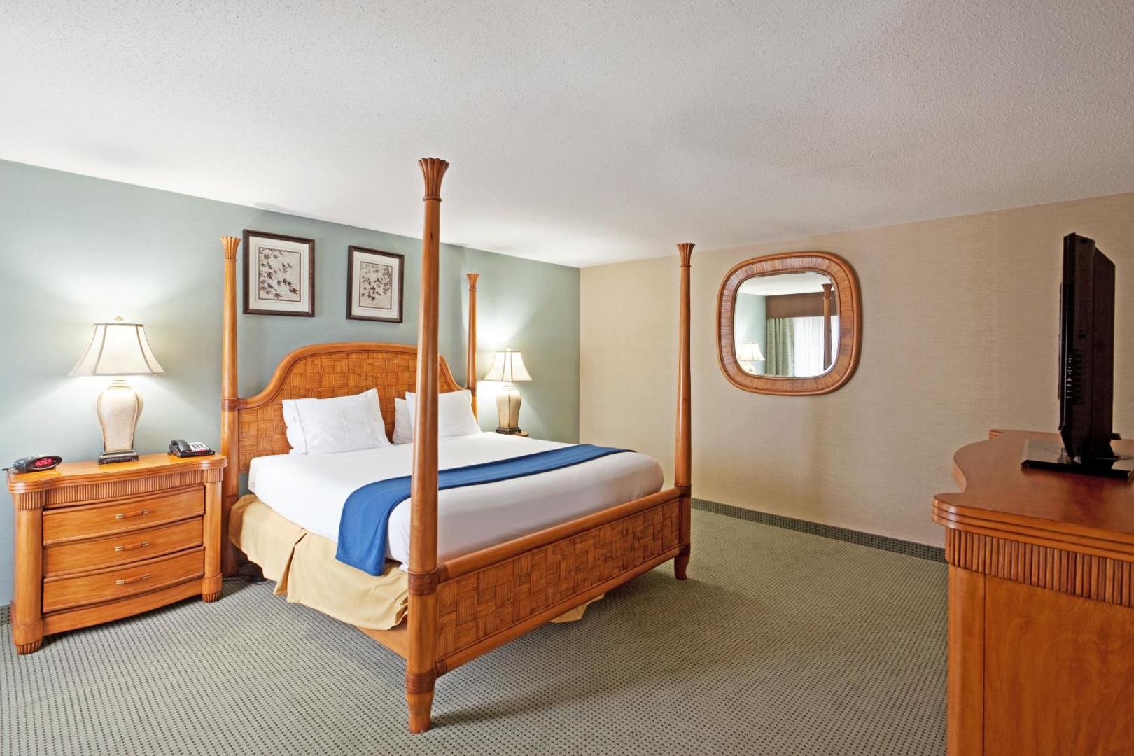 Holiday Inn Express & Suites Meriden