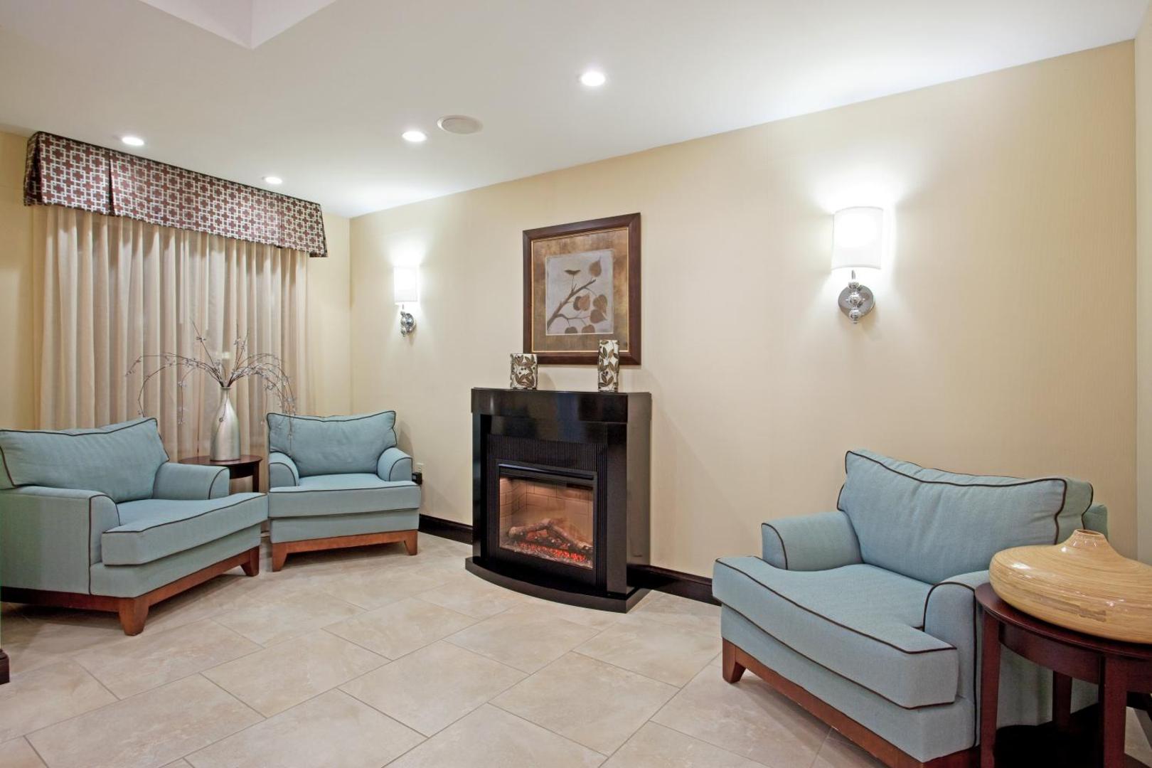 Holiday Inn Express & Suites Meriden