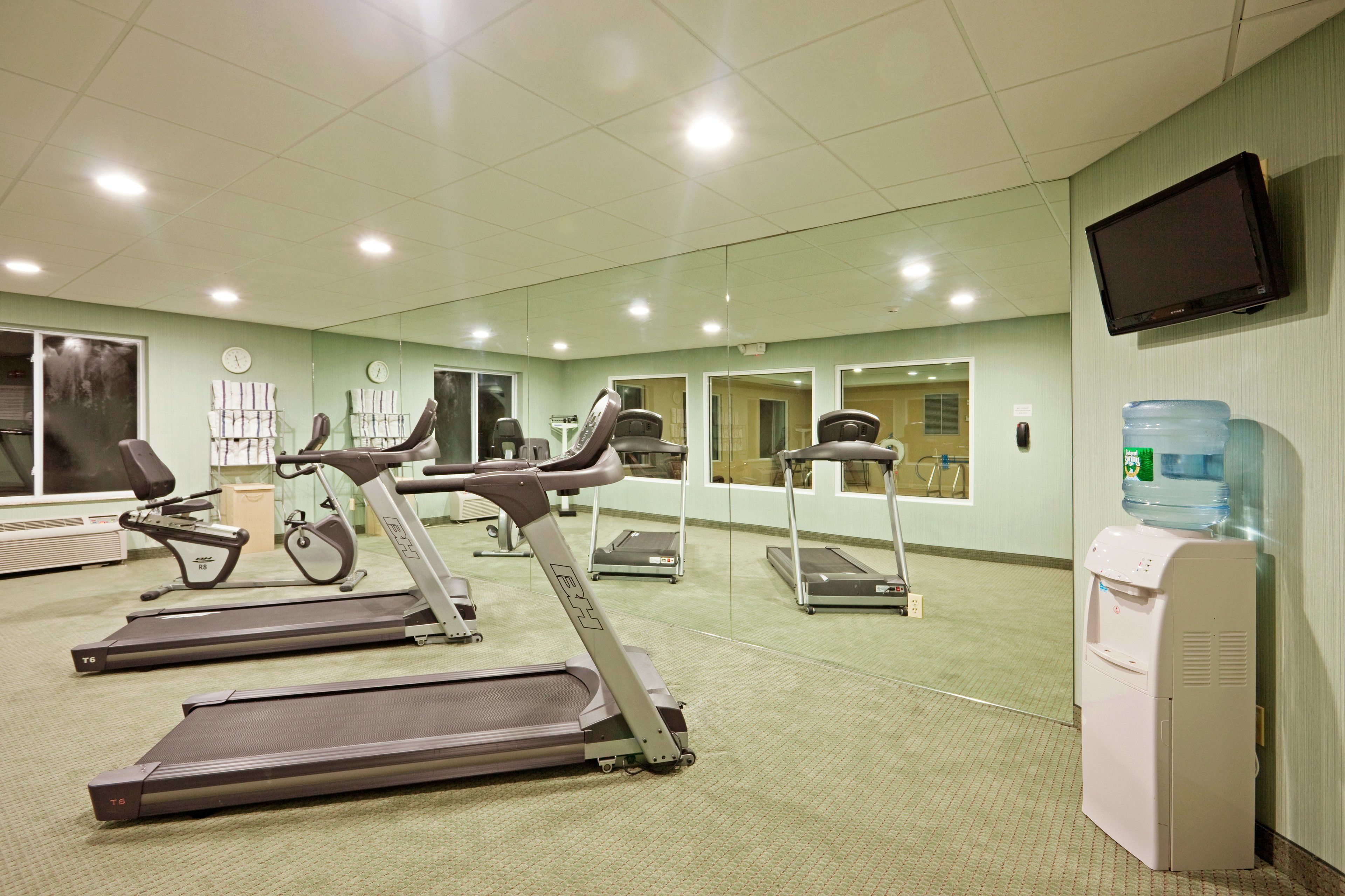 Holiday Inn Express & Suites Meriden