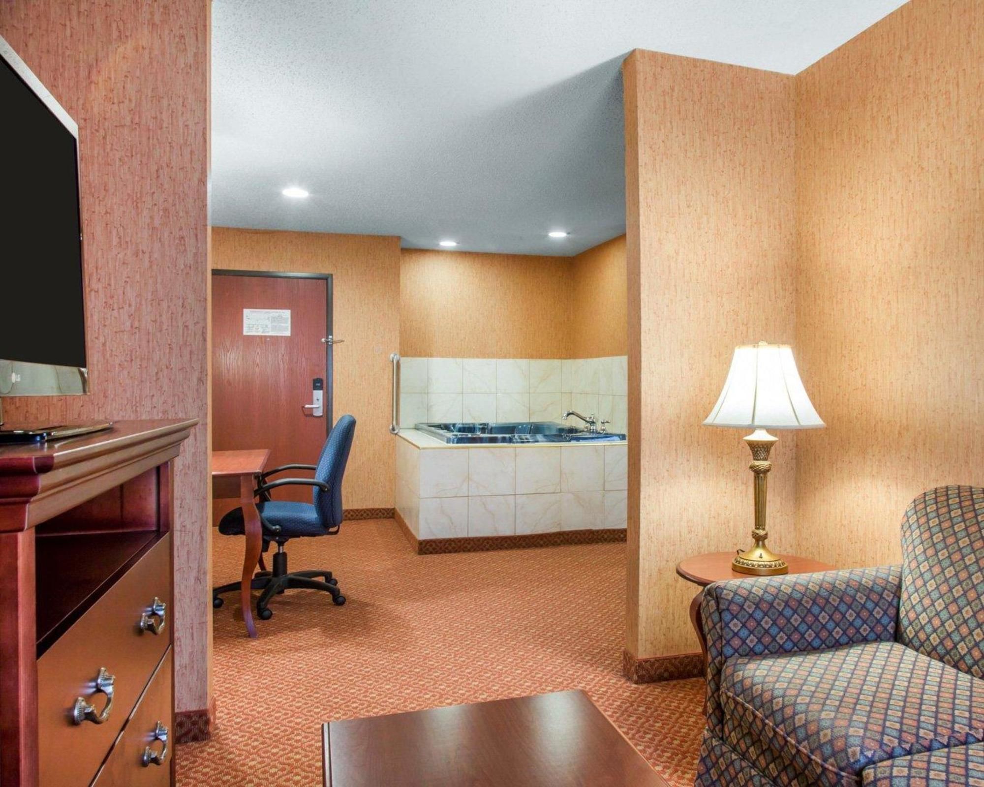 Quality Inn & Suites