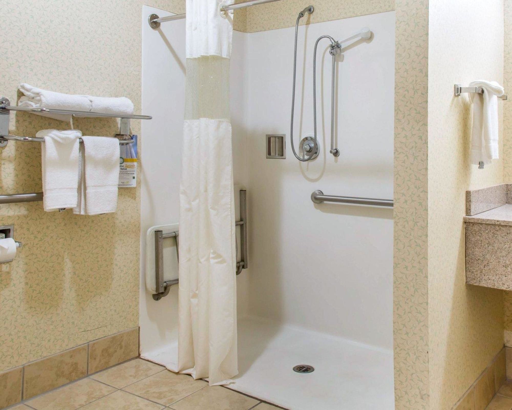 Quality Inn & Suites