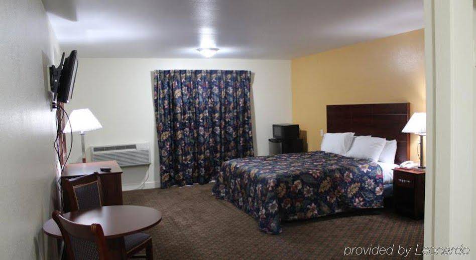 Passport Inn and Suites