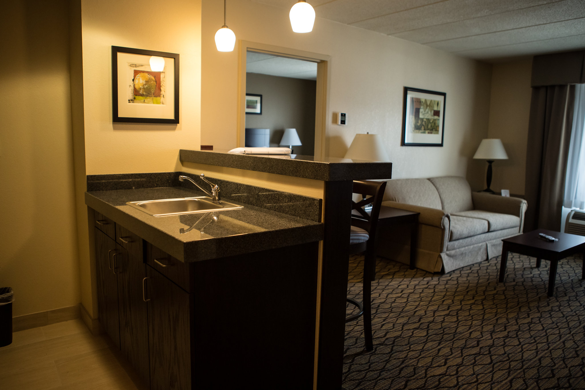 Holiday Inn Express & Suites Milford