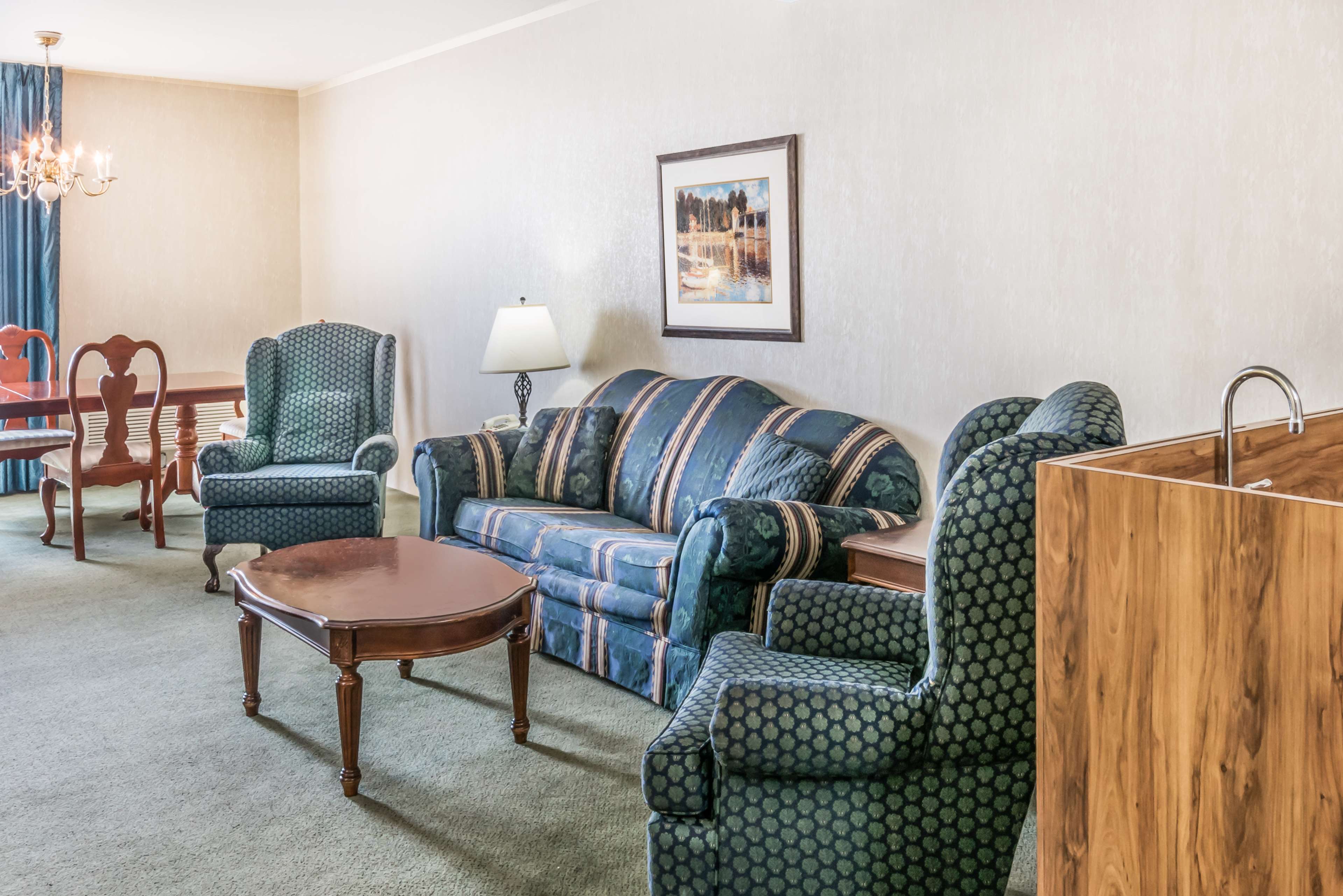 Howard Johnson by Wyndham Milford New Haven