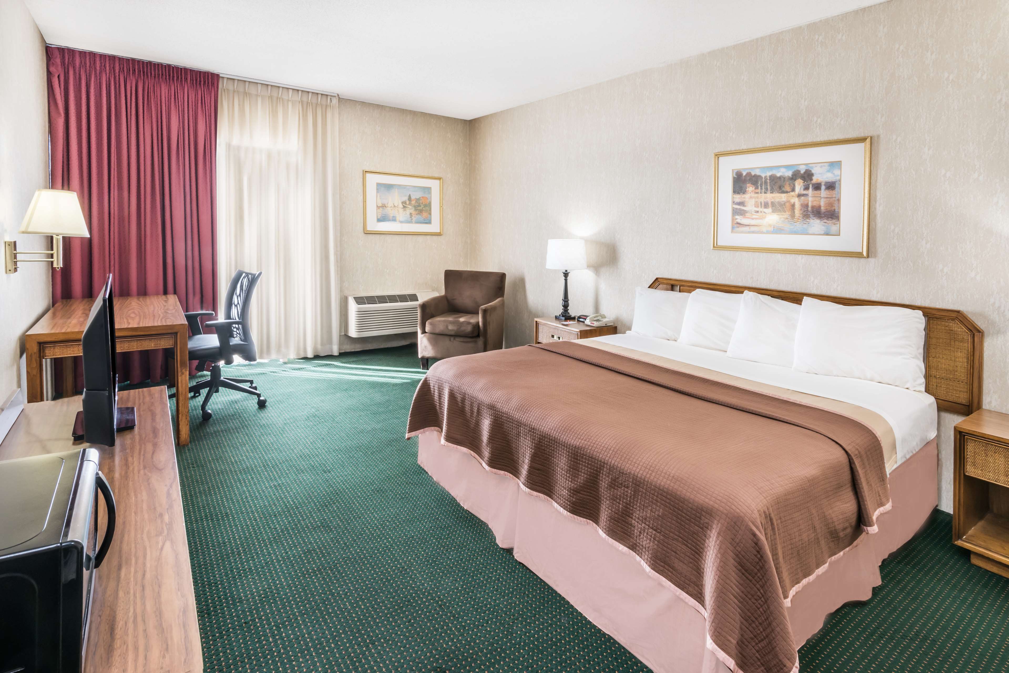 Howard Johnson by Wyndham Milford New Haven