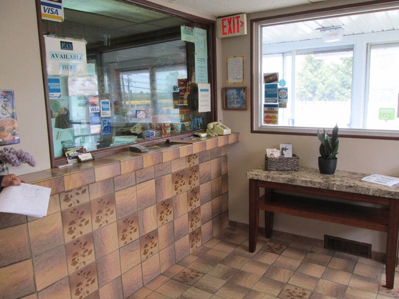 Mayflower Motel