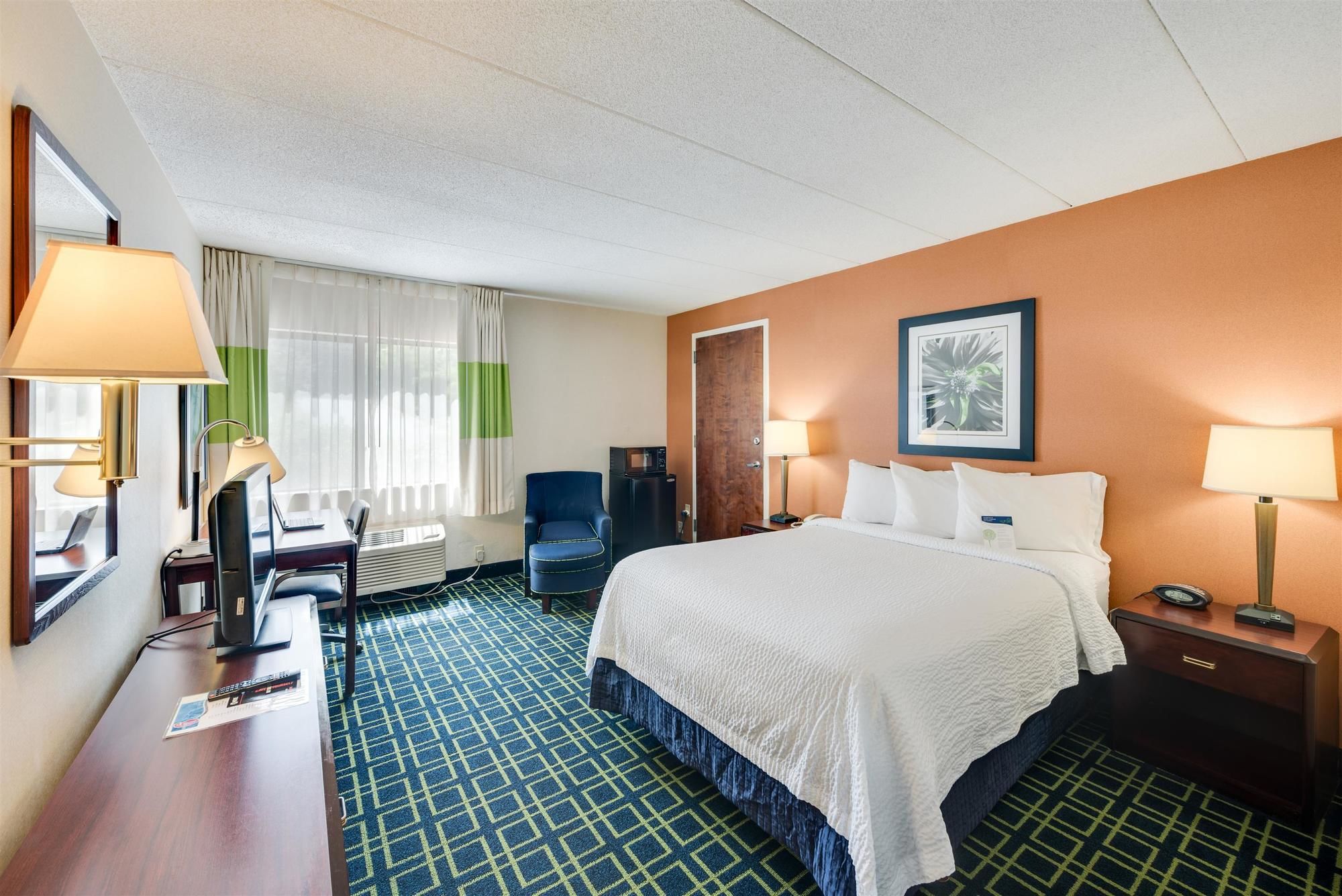 Motel 6 Milford