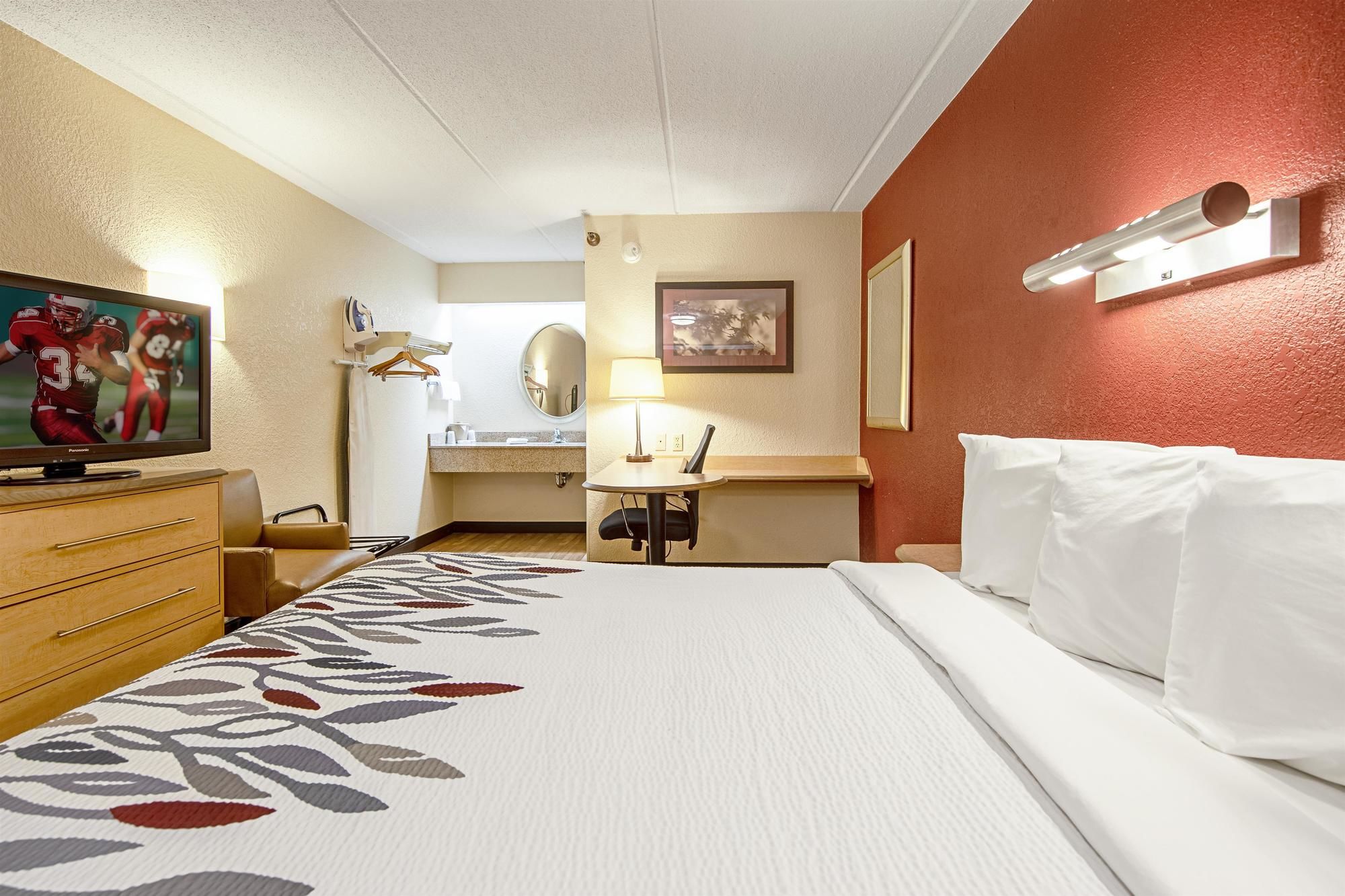 Red Roof Inn Milford