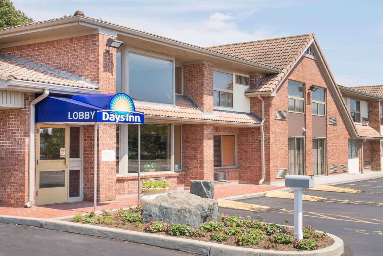 Days Inn By Wyndham New Haven
