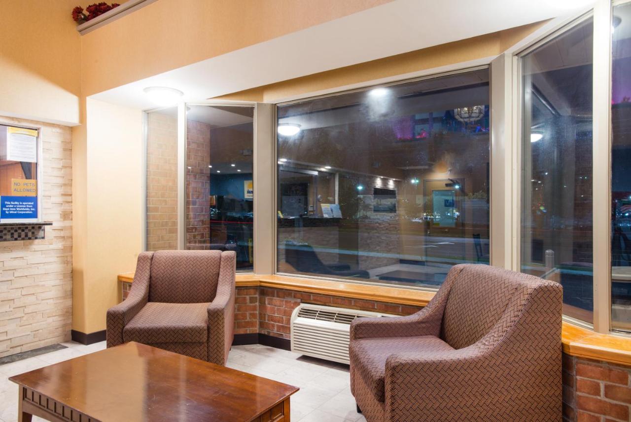 Days Inn By Wyndham New Haven