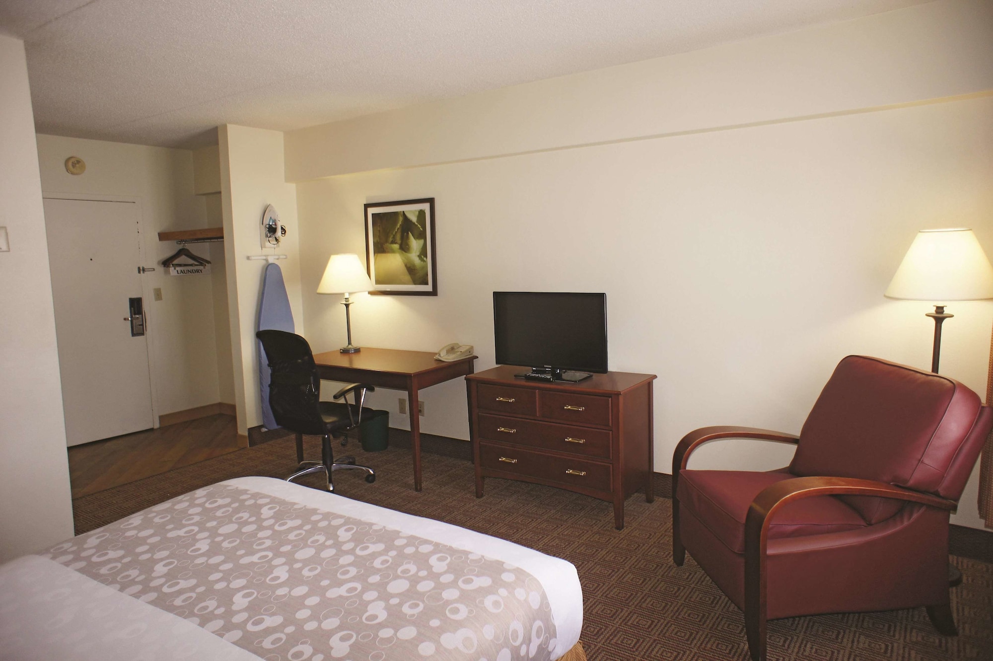 La Quinta Inn & Suites by Wyndham New Haven