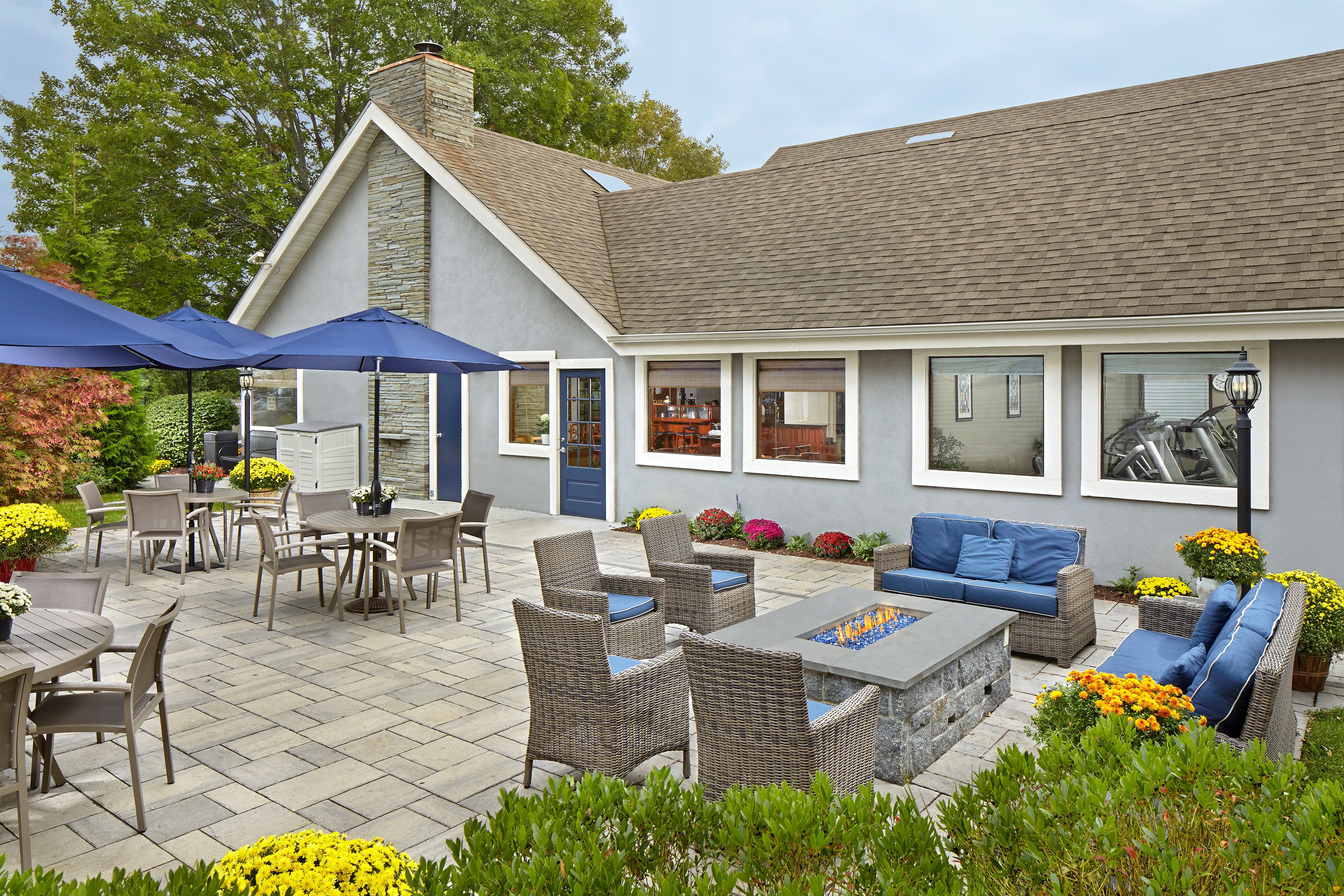 New Haven Village Suites