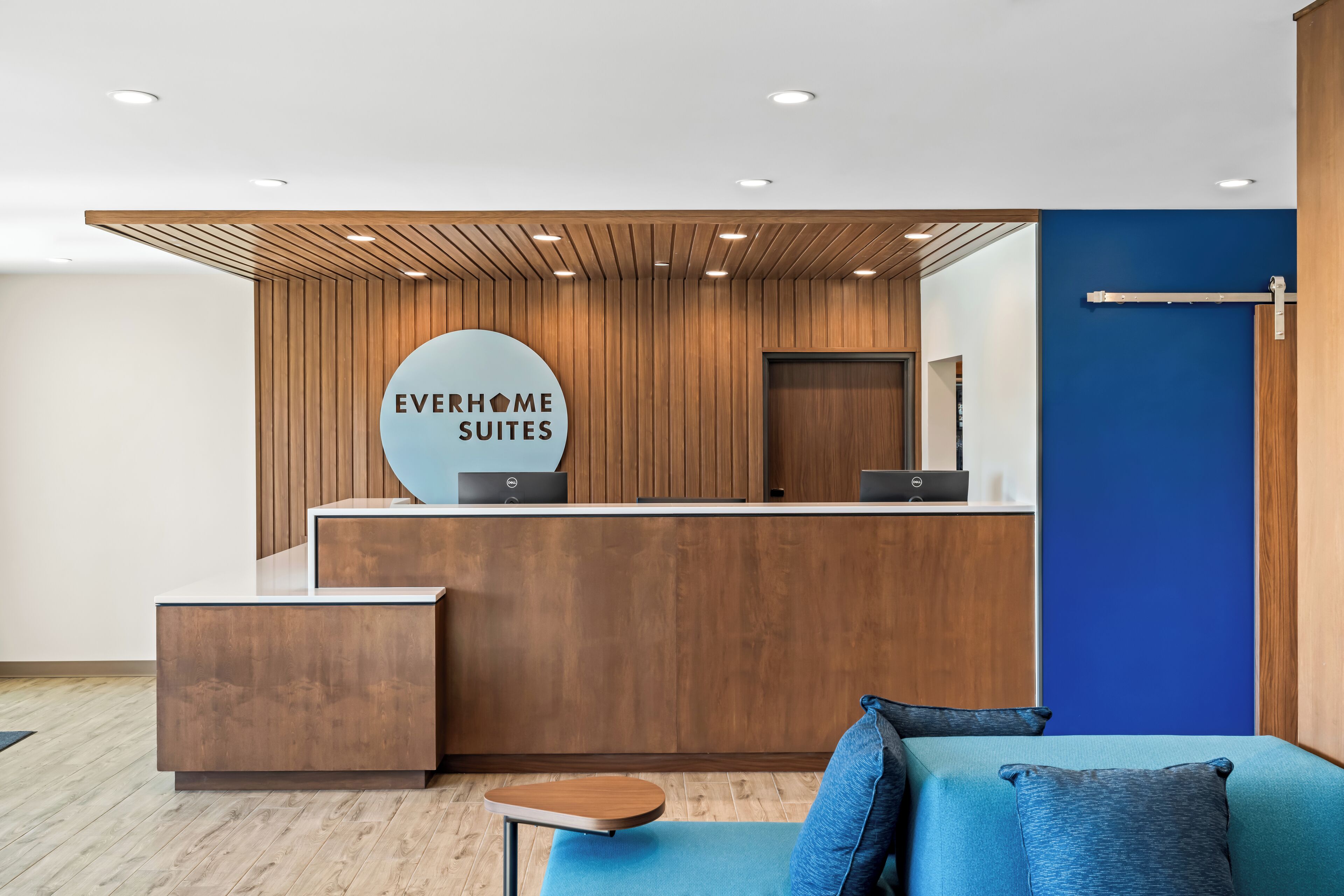 Everhome Suites Portsmouth - Newington