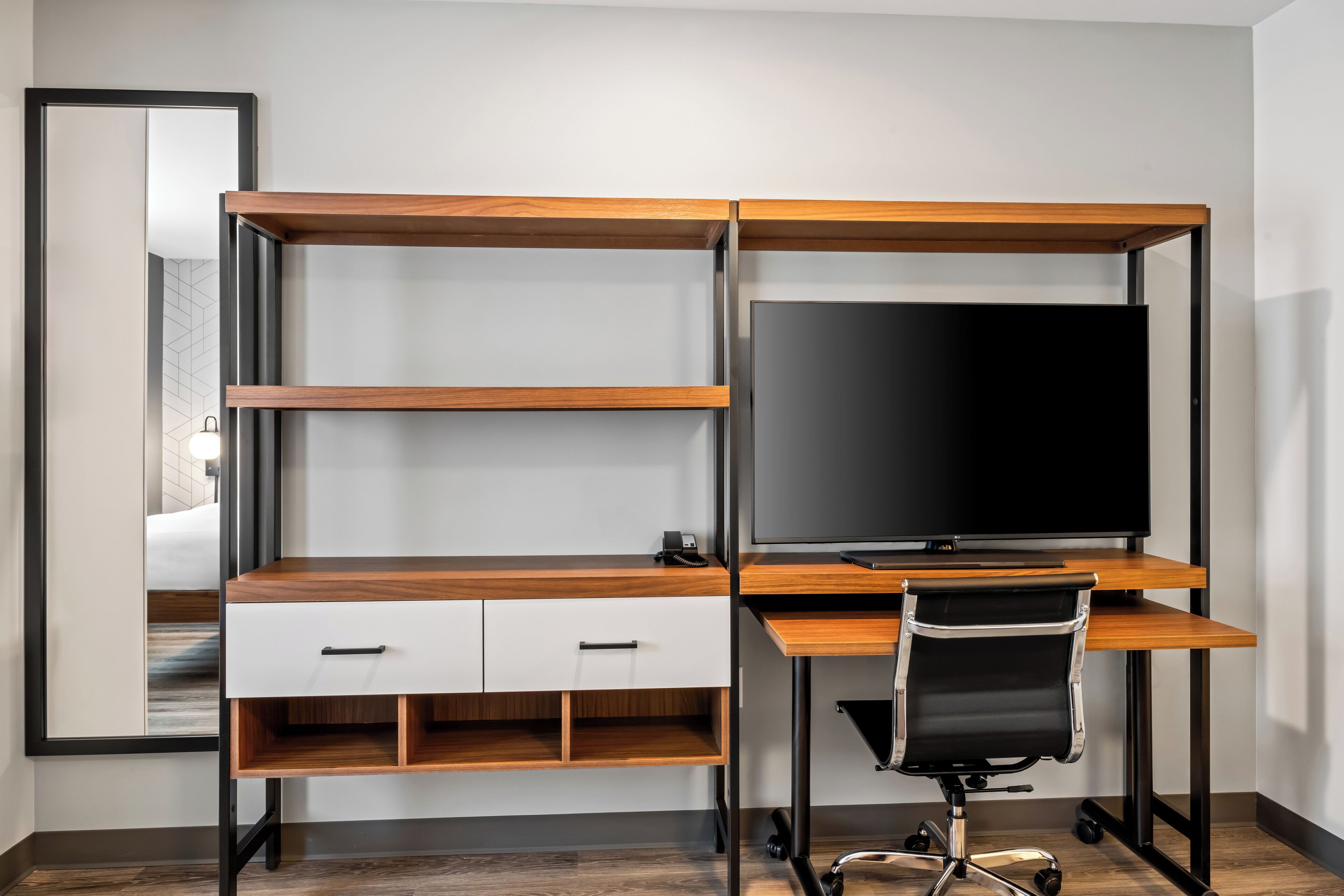 Everhome Suites Portsmouth - Newington