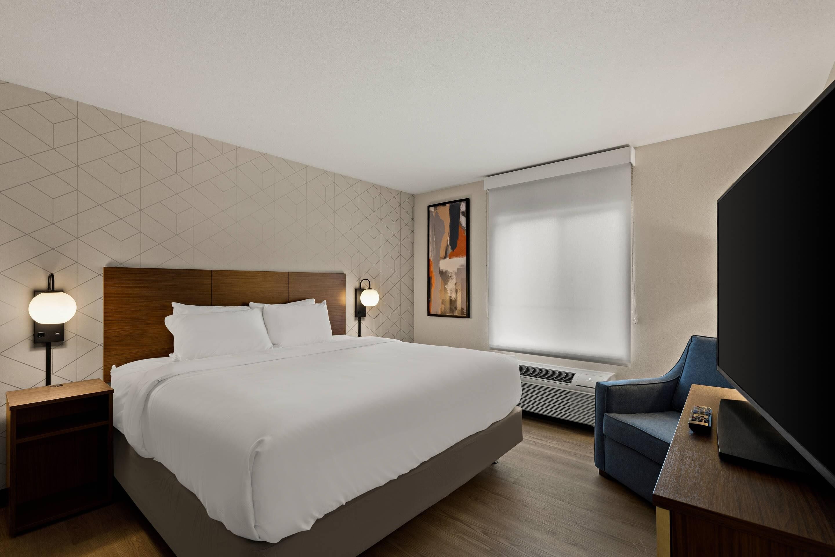 Everhome Suites Portsmouth - Newington