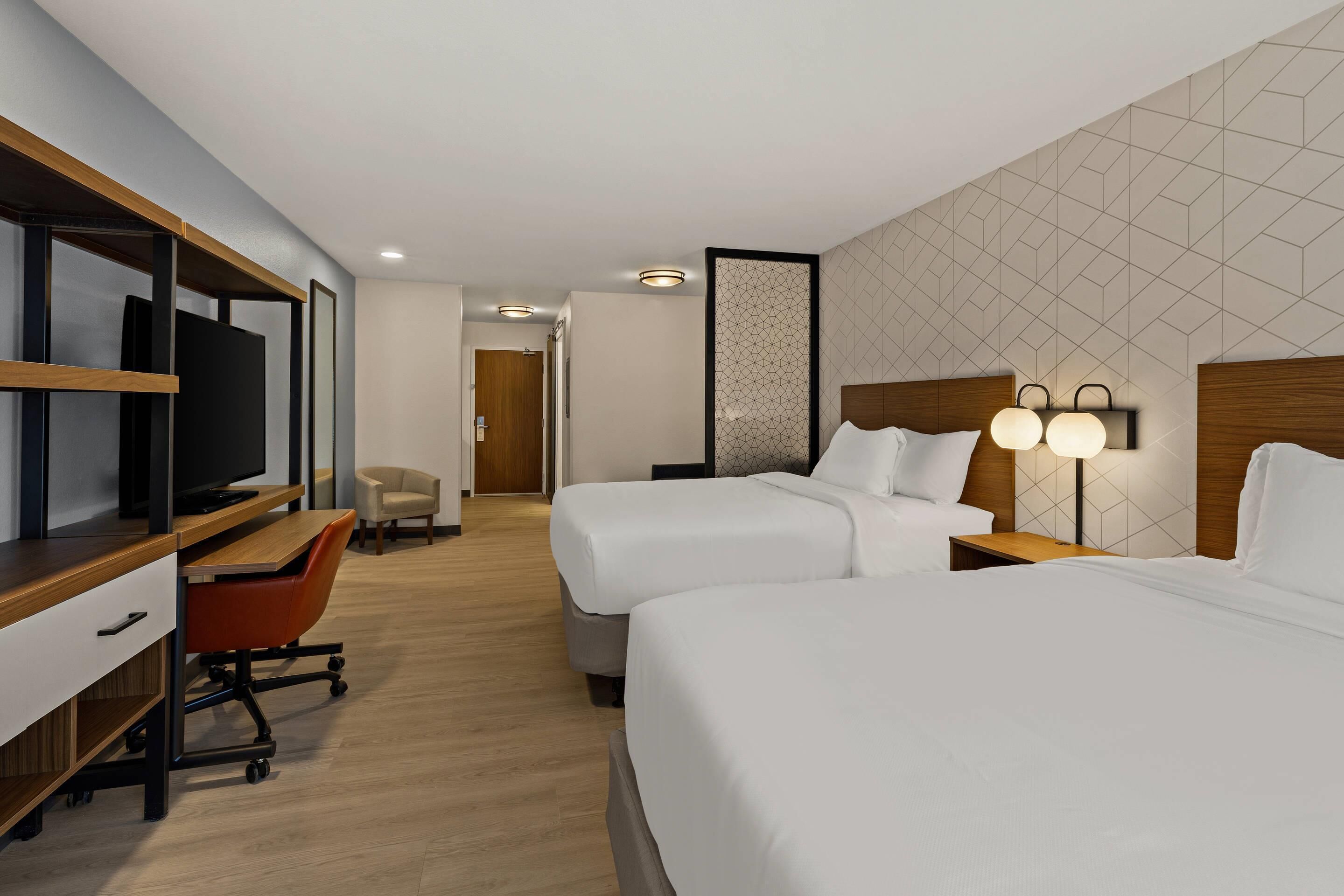 Everhome Suites Portsmouth - Newington