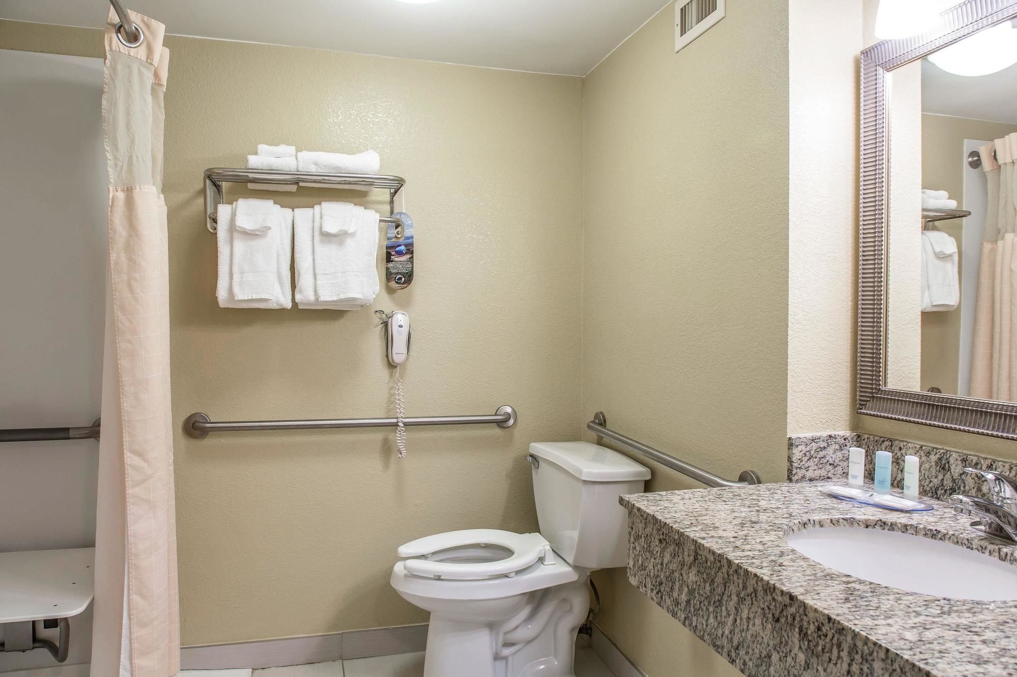 Regency Inn & Suites