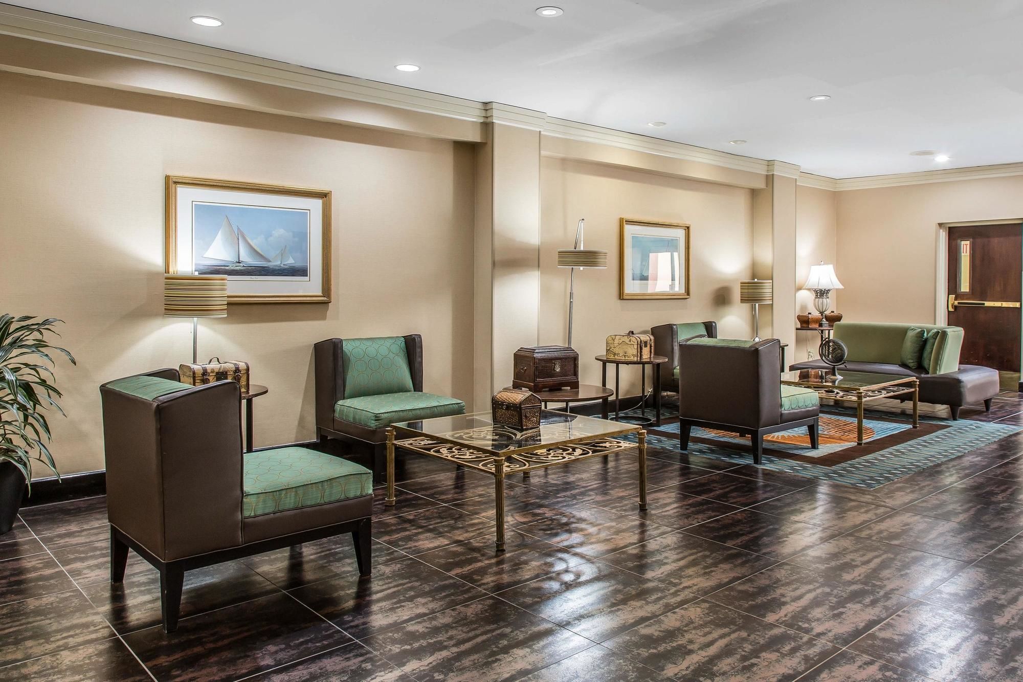 Regency Inn & Suites